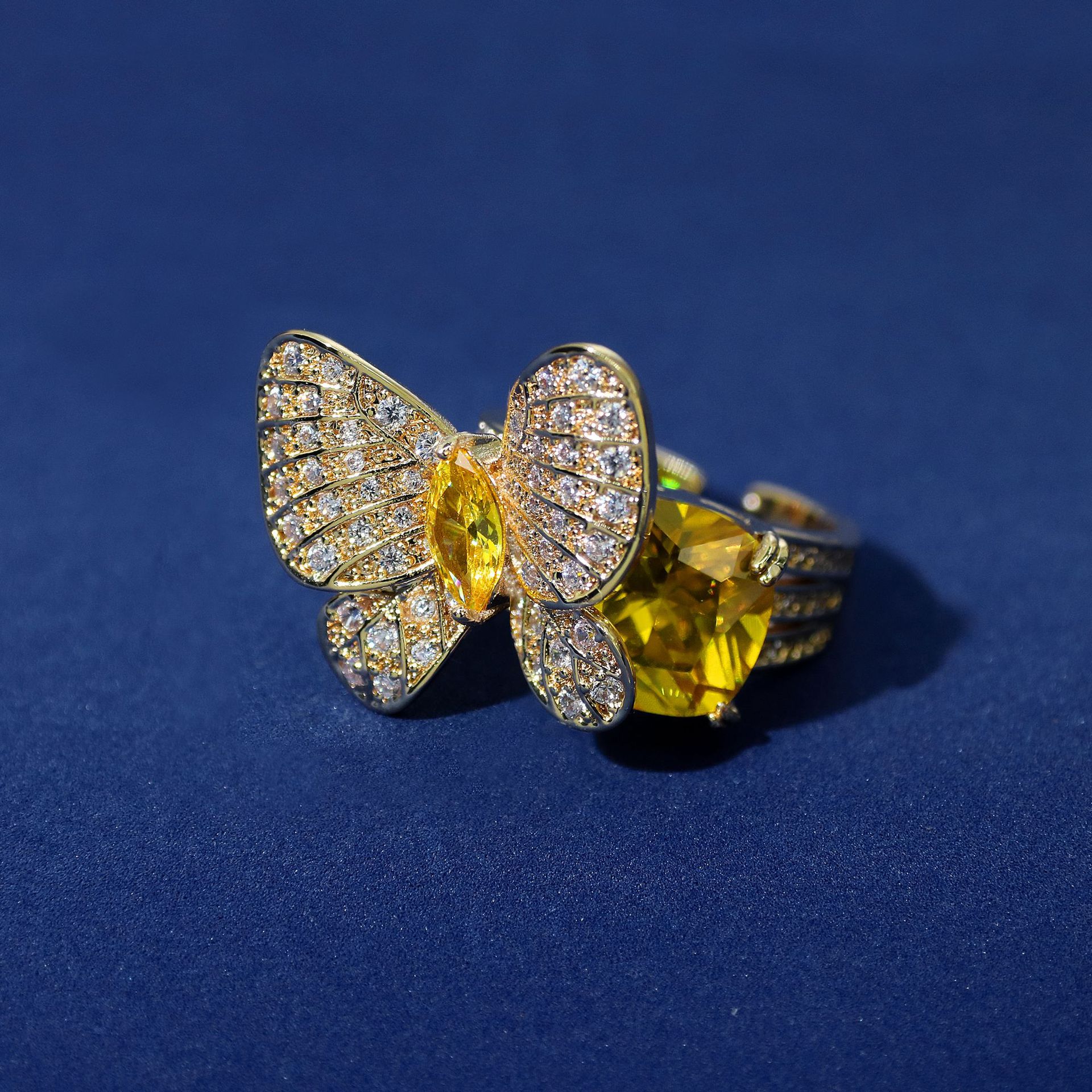 New high quality creative butterfly zircon ring