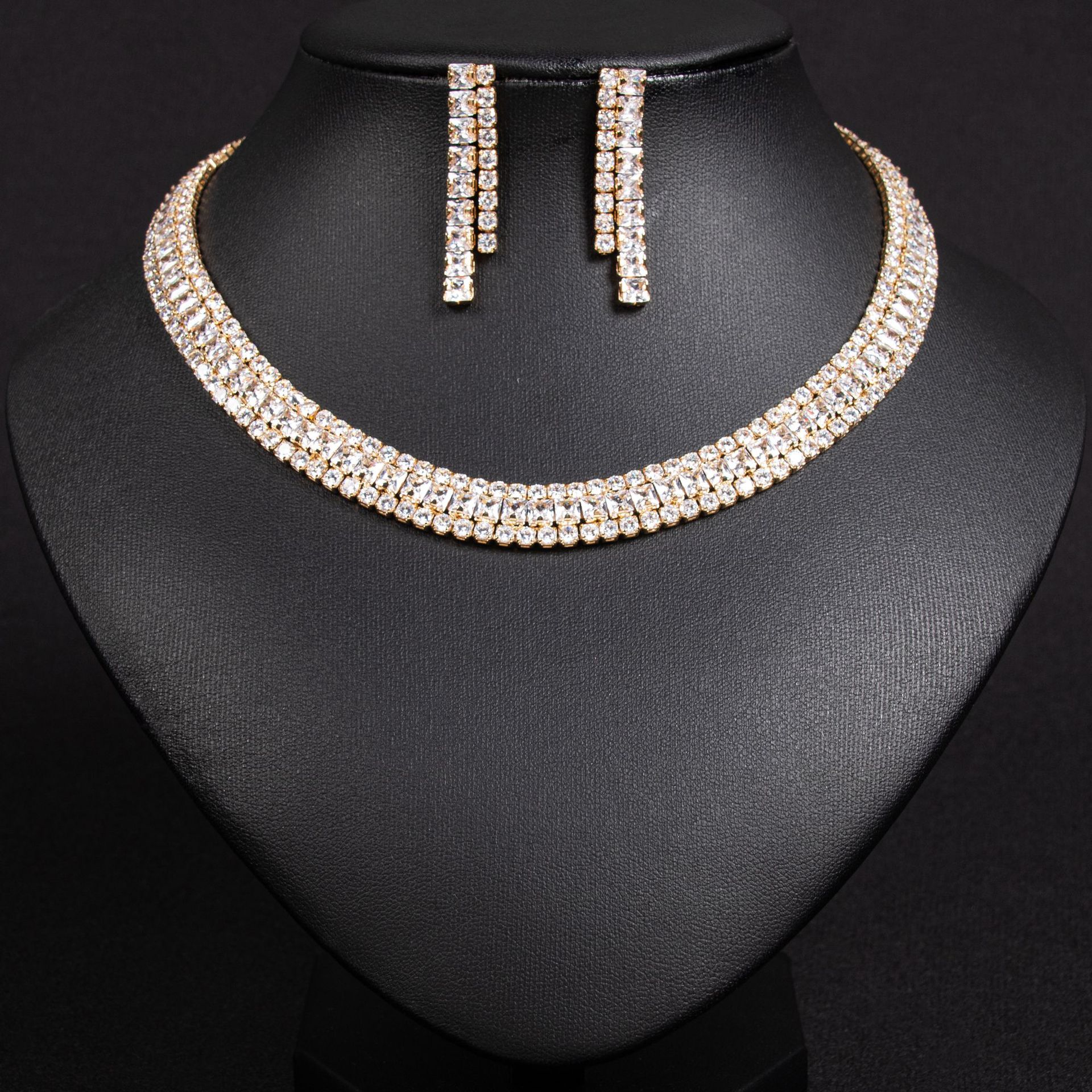 Zircon jewelry set