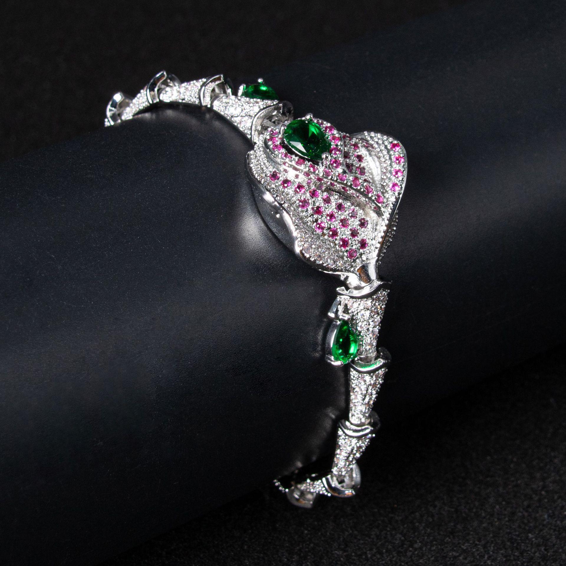 New personalized zircon bracelet