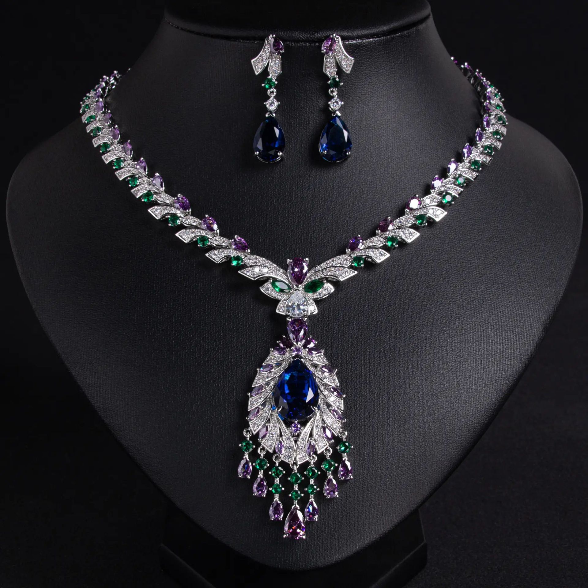 Elegant Ruby and Diamond Necklace Set