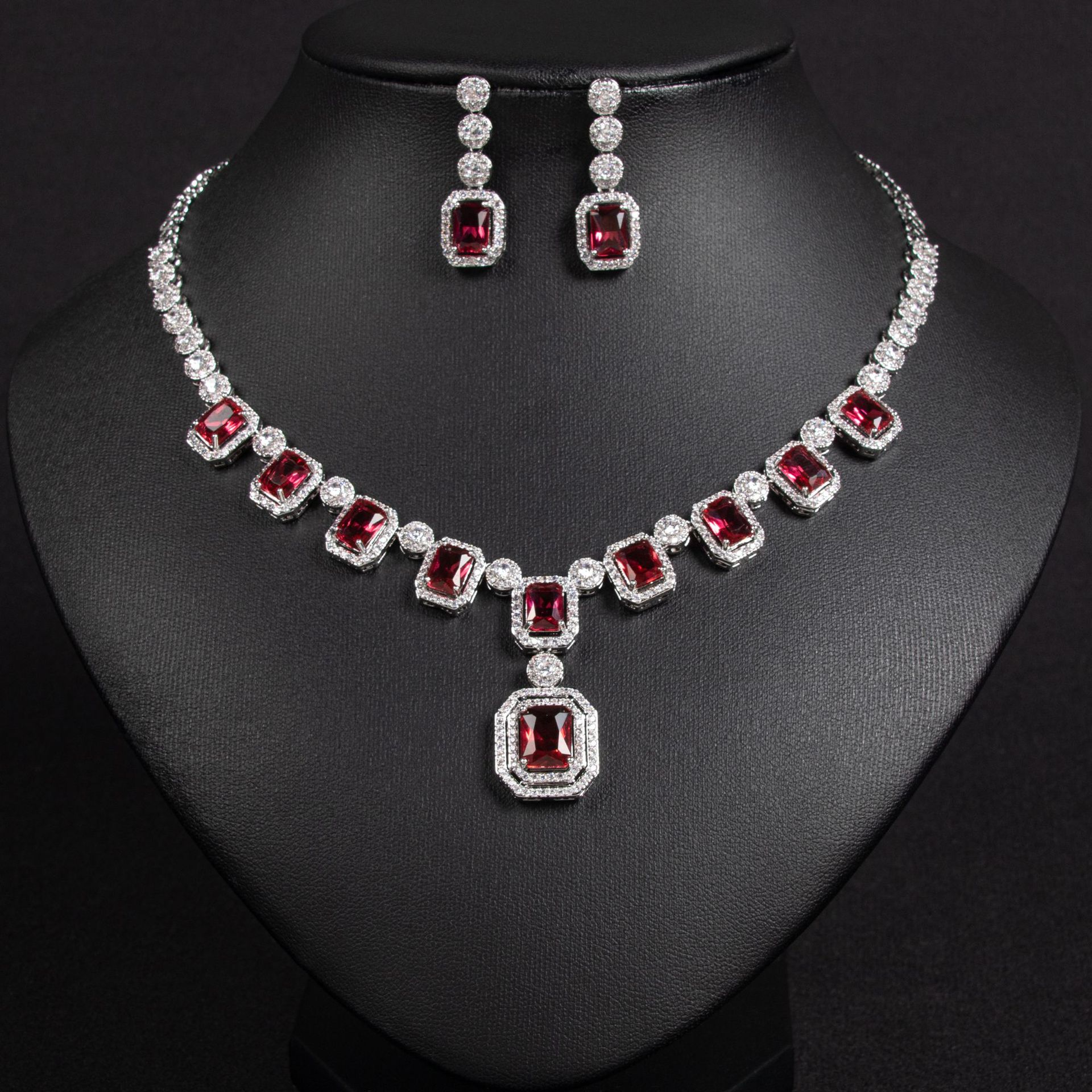 Zircon jewelry set