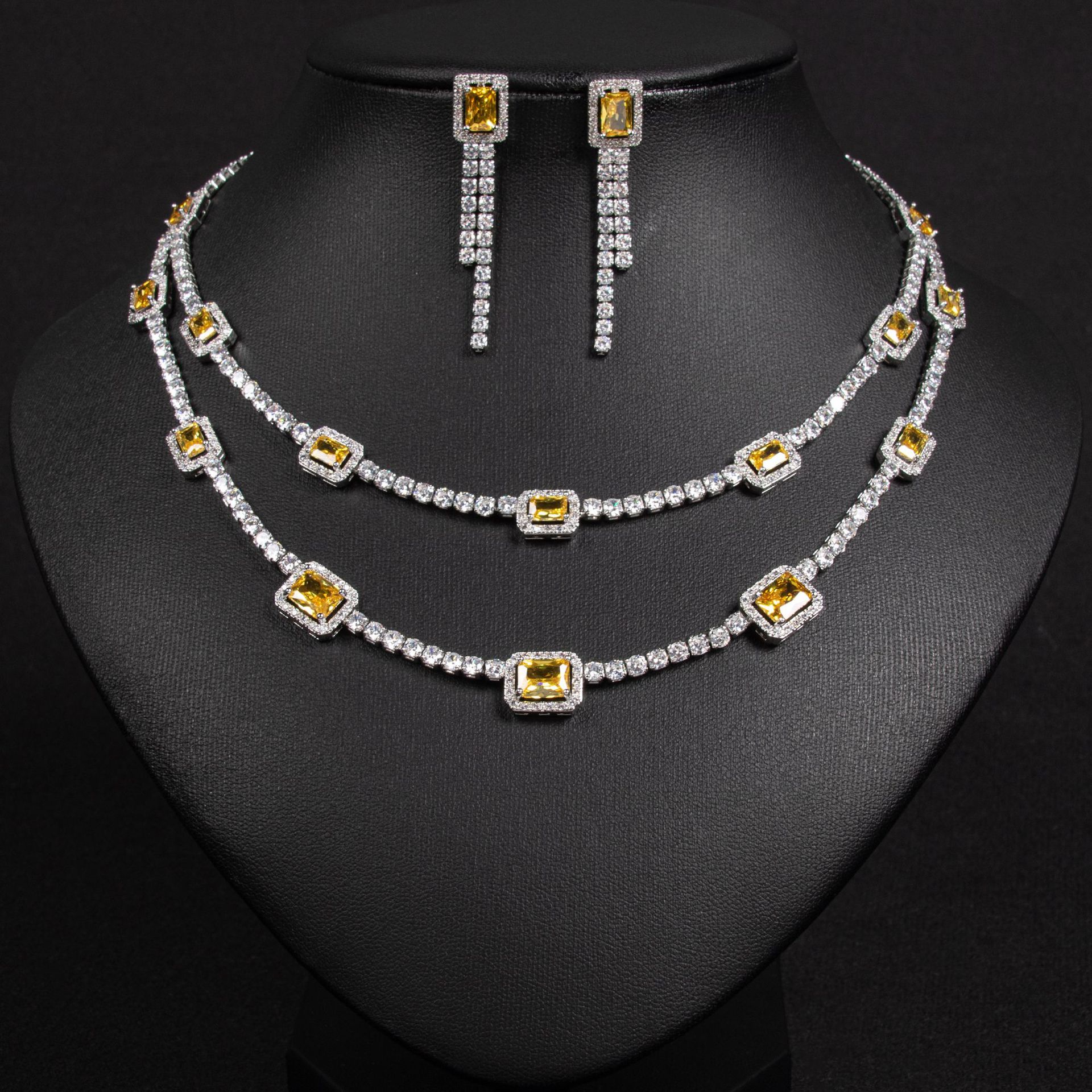 Zircon jewelry set
