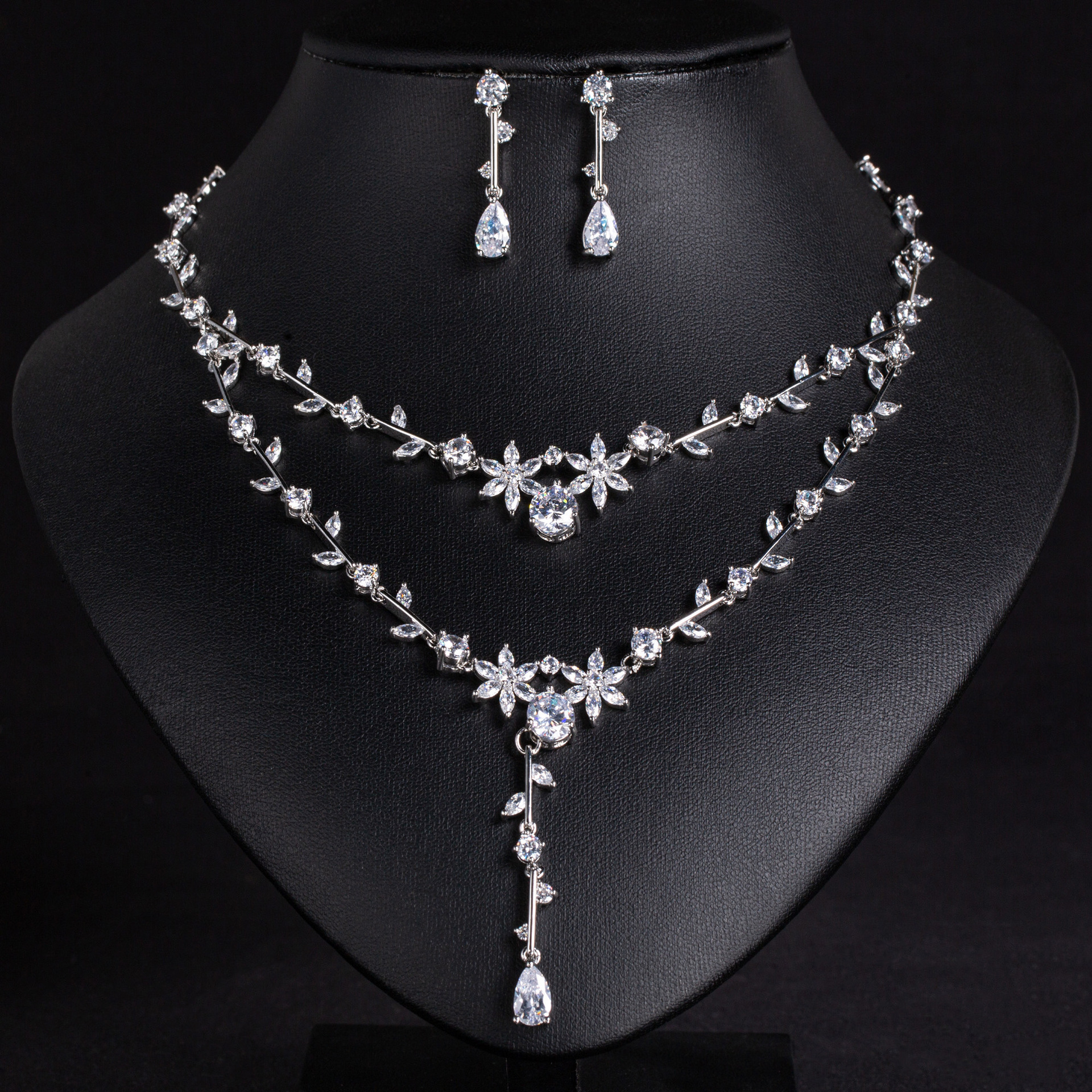 Zircon jewelry set