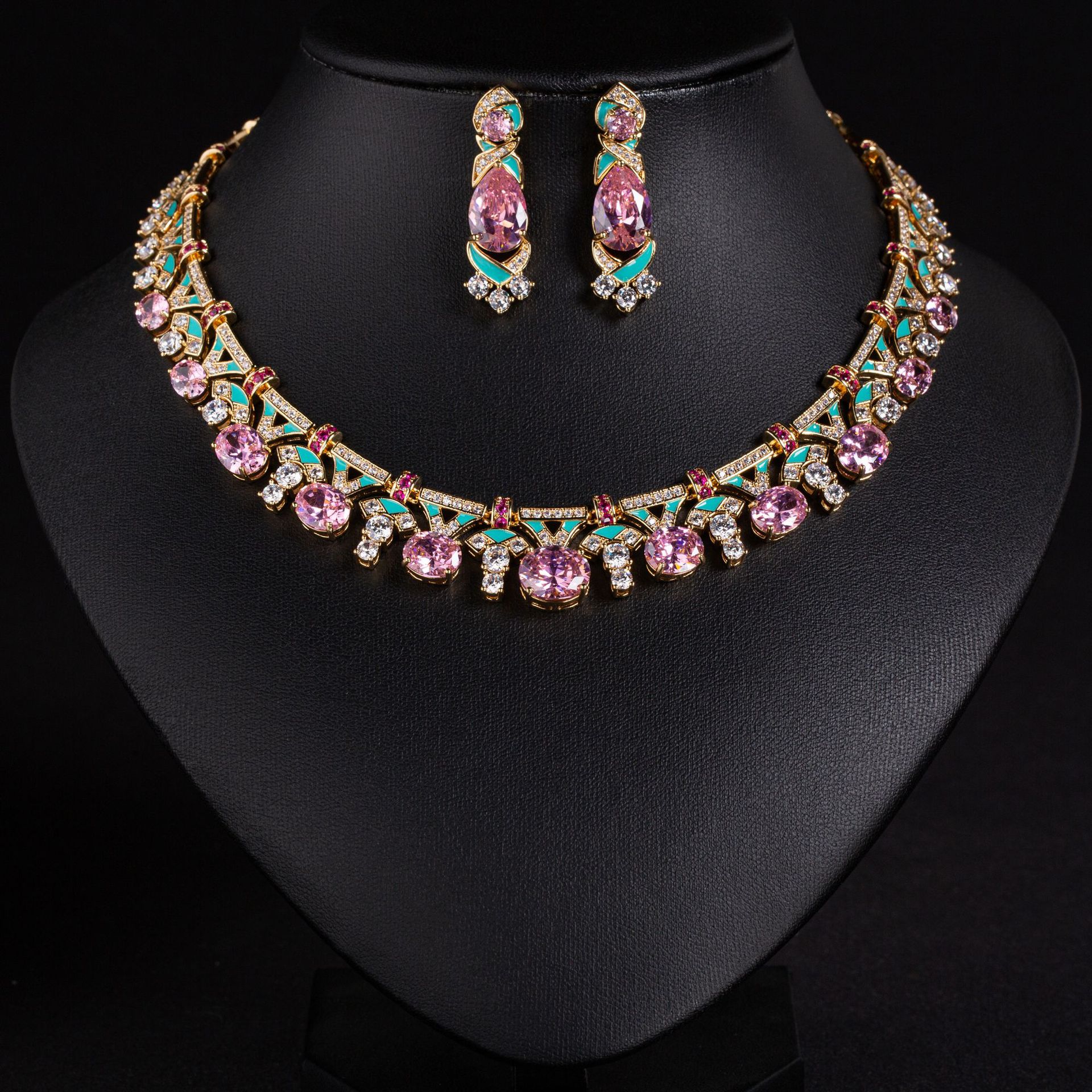Jewelry sets suitable for wholesale