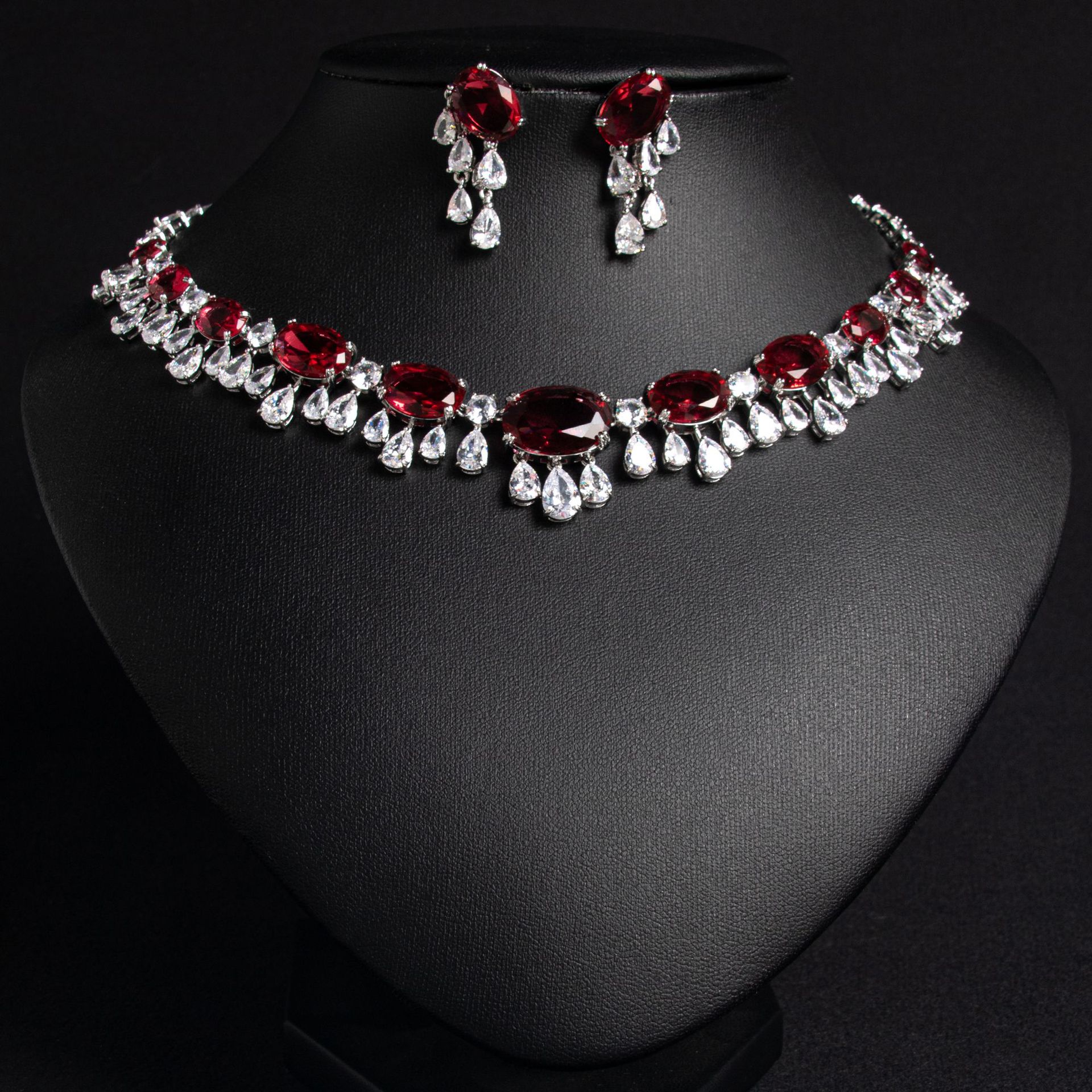 Zircon jewelry set