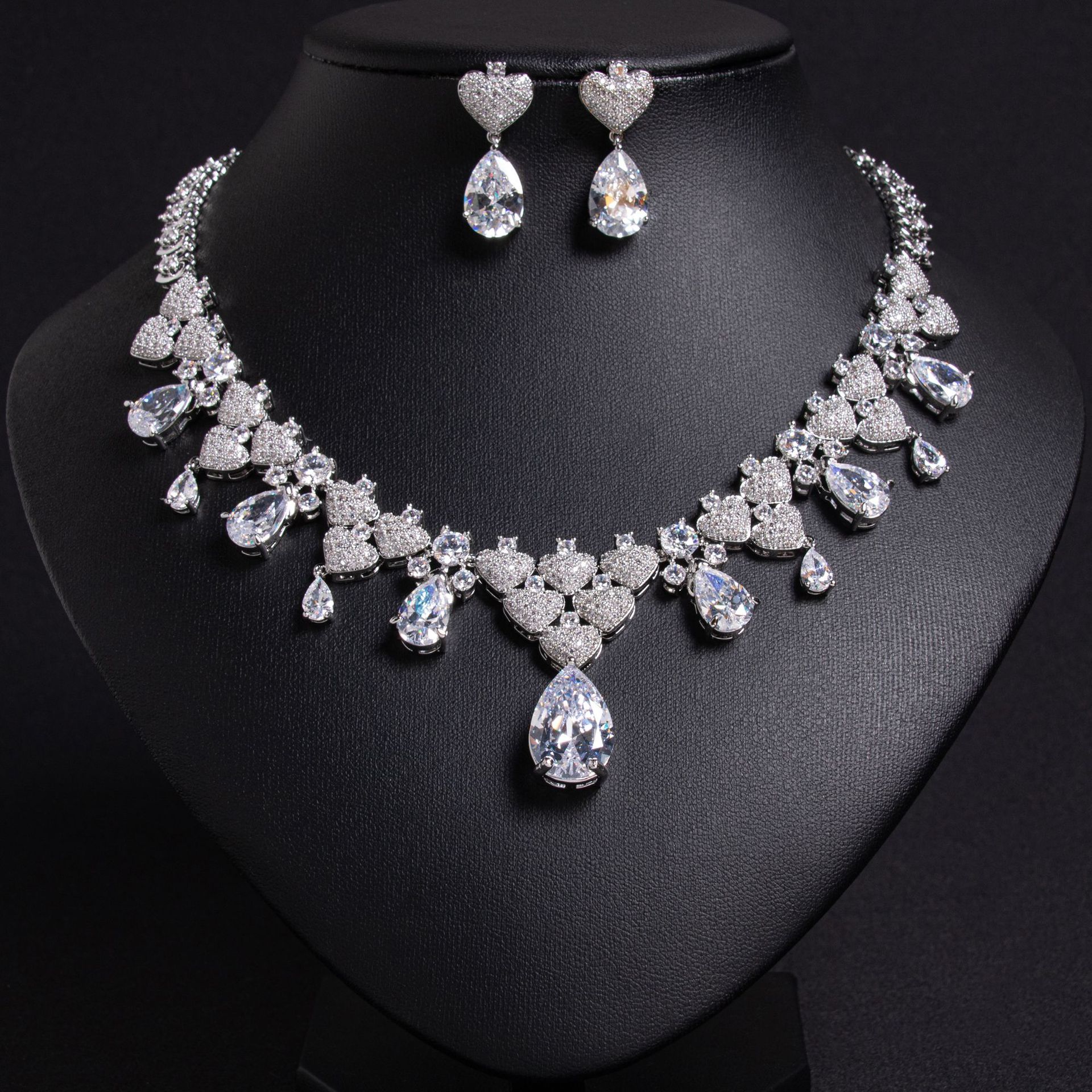 Zircon jewelry set