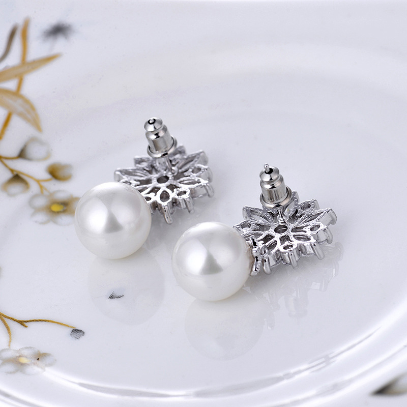 New elegant pearl zircon earrings