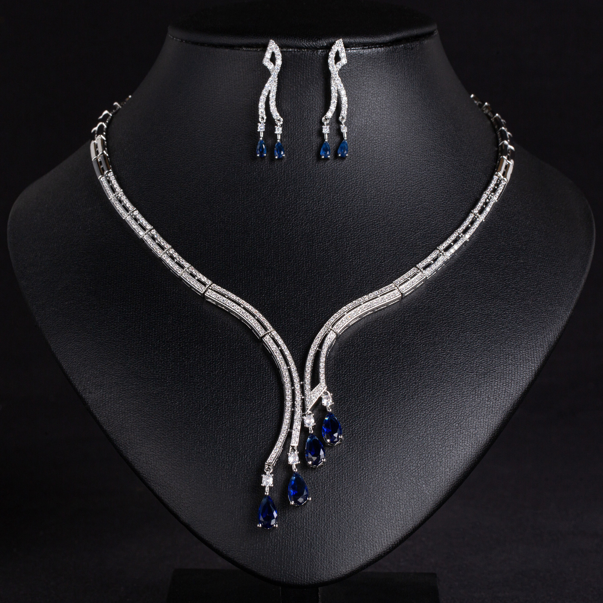 Zircon jewelry set