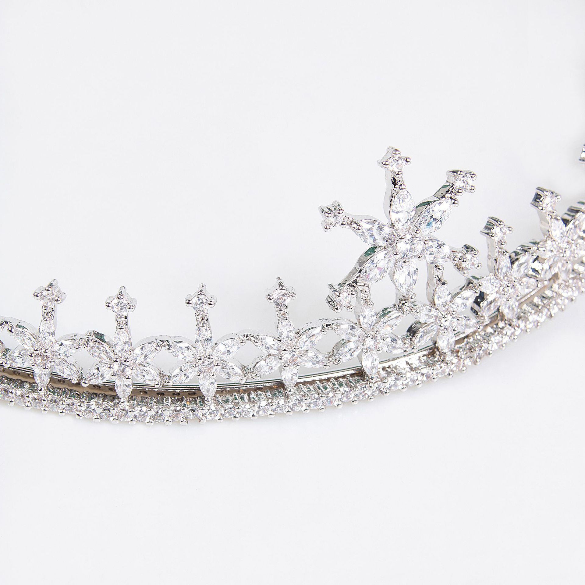 New high quality crown