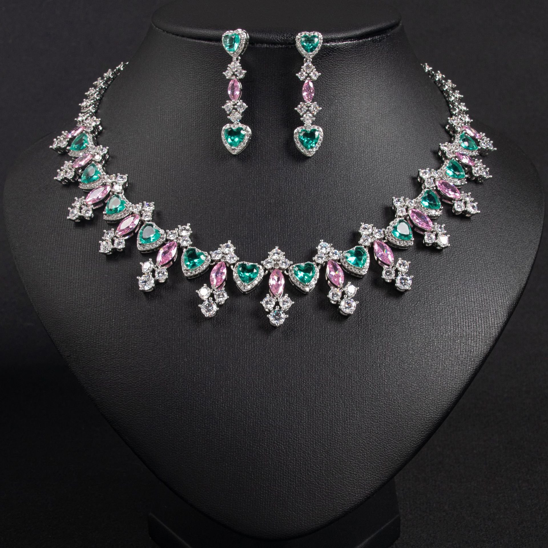 New Creative Heart-Style Zircon Necklace and Earring Set