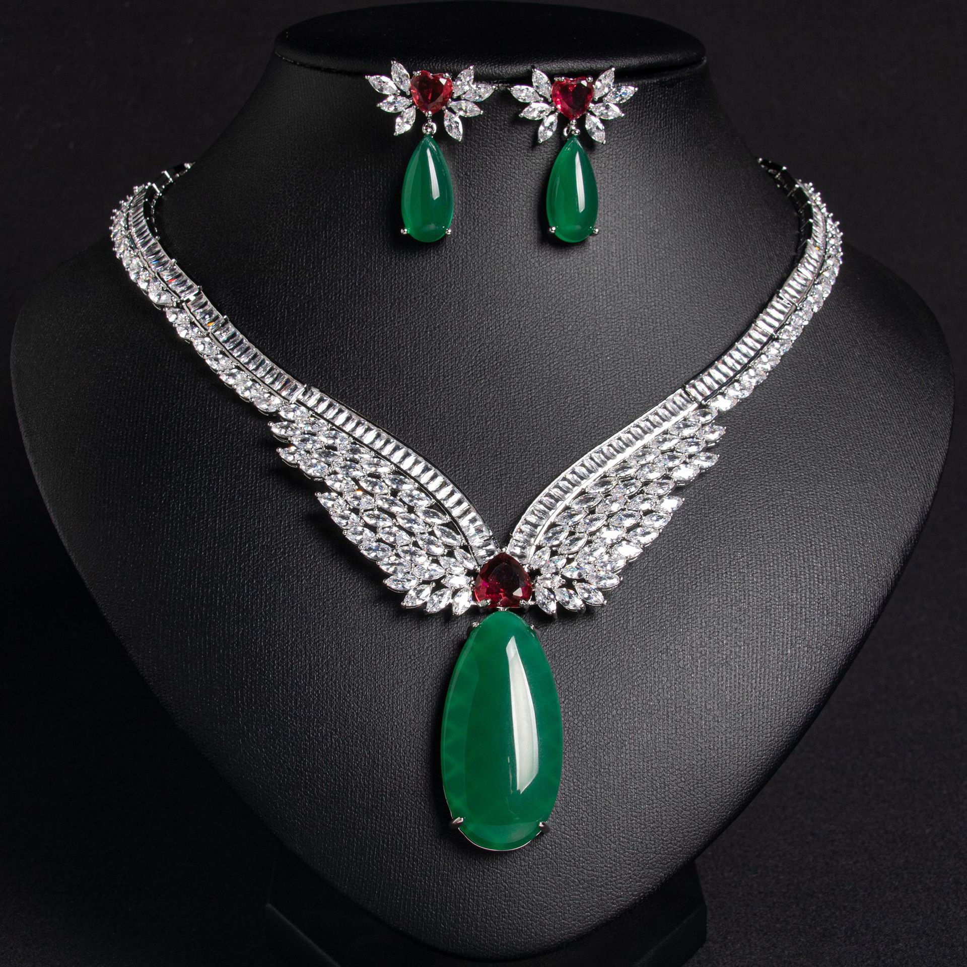Zircon jewelry set