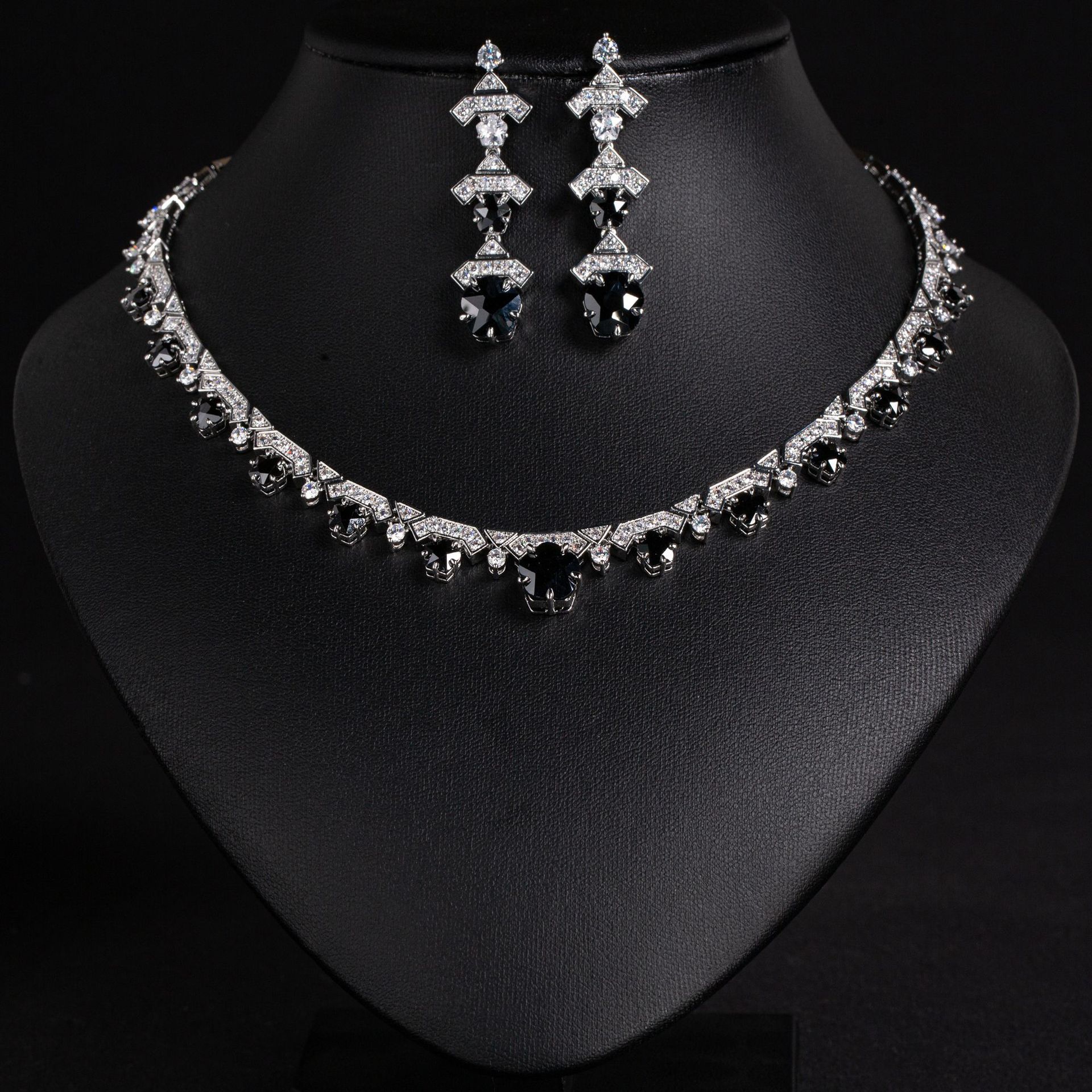 New light luxury zircon jewelry set