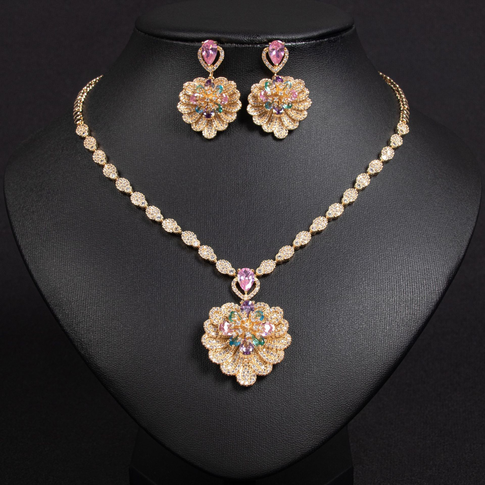 New Creative Lotus Style Zirconia Necklace and Earring Set