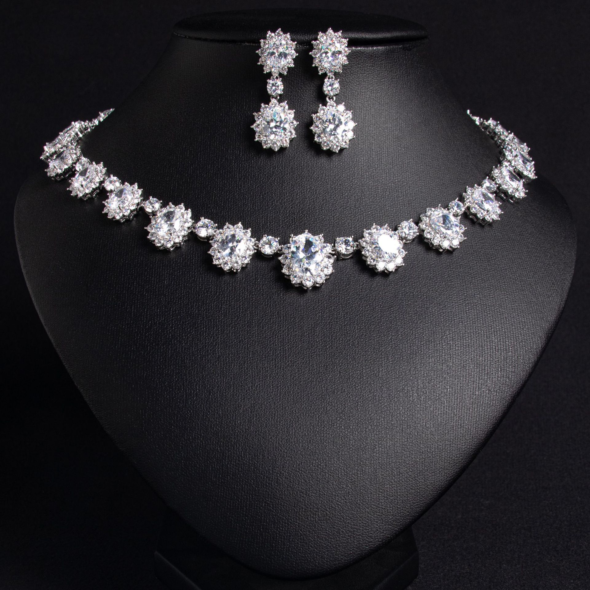 Zircon jewelry set