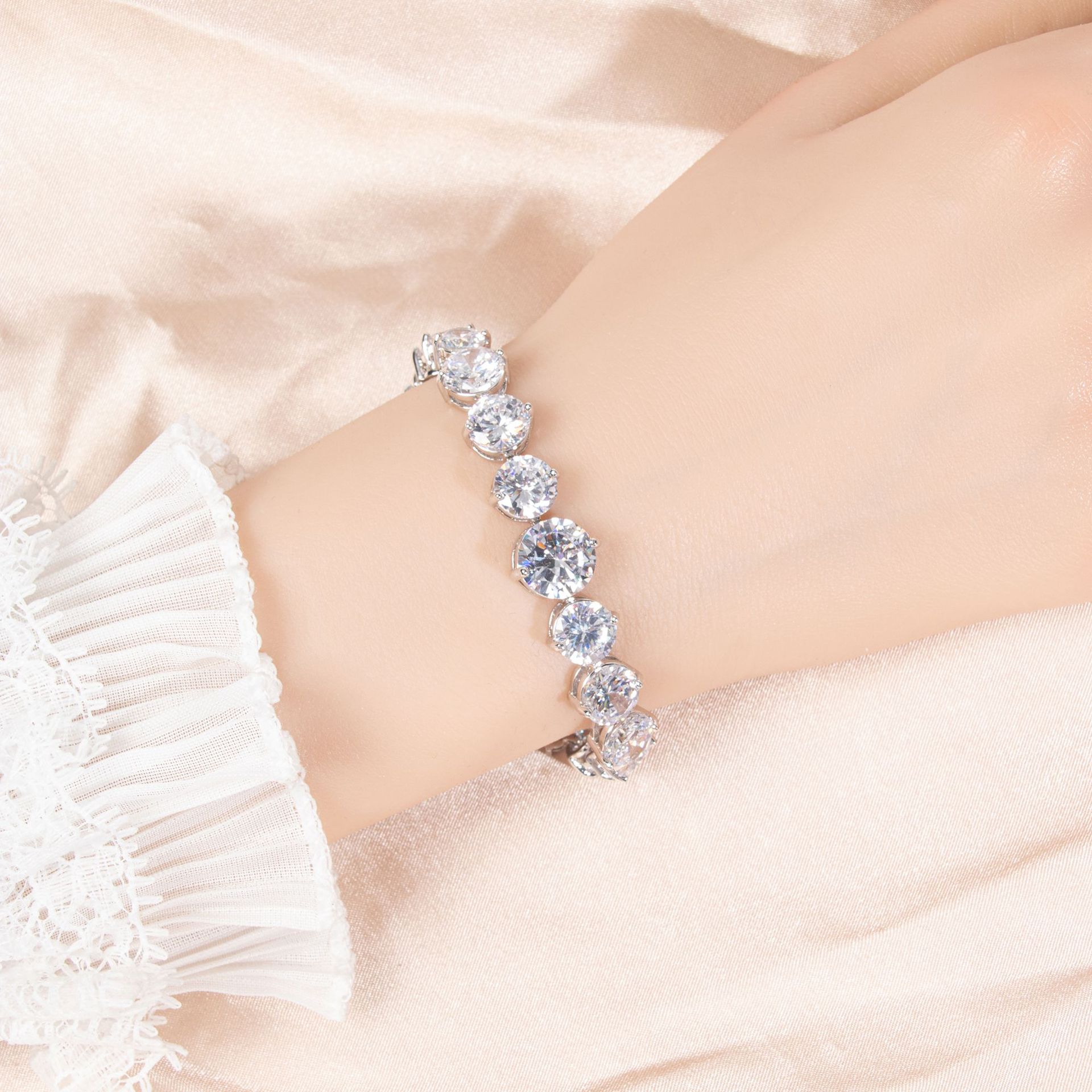 New high quality shiny zircon bracelet