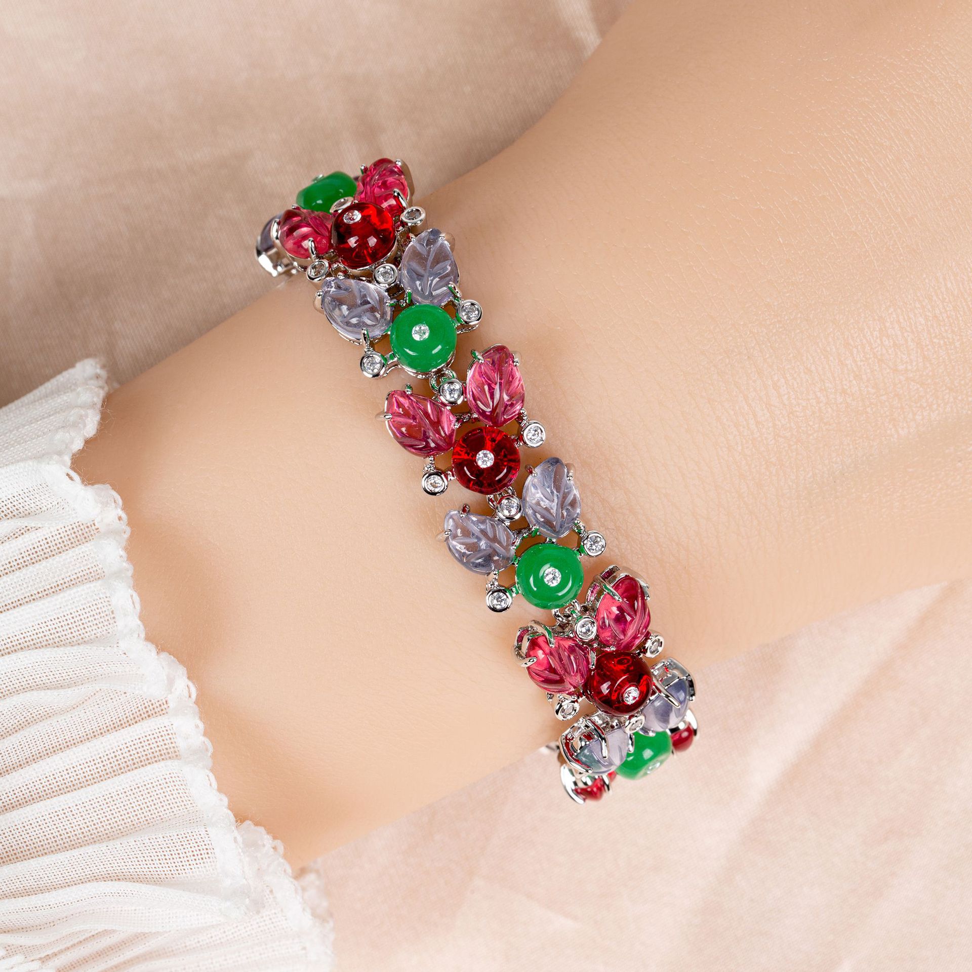 New design zircon bracelet