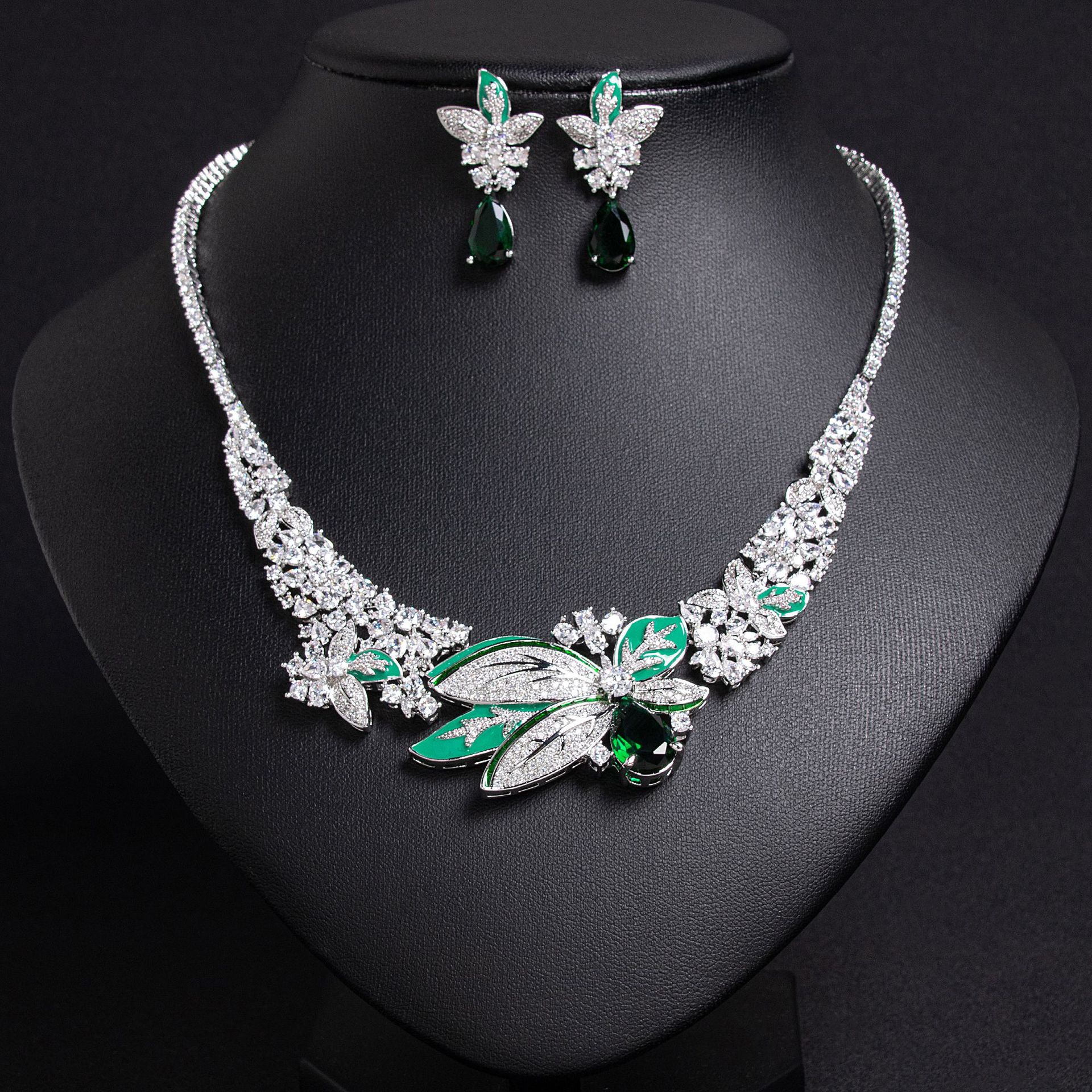 New Creative Enamel Floral Style Zirconia Necklace and Earring Set