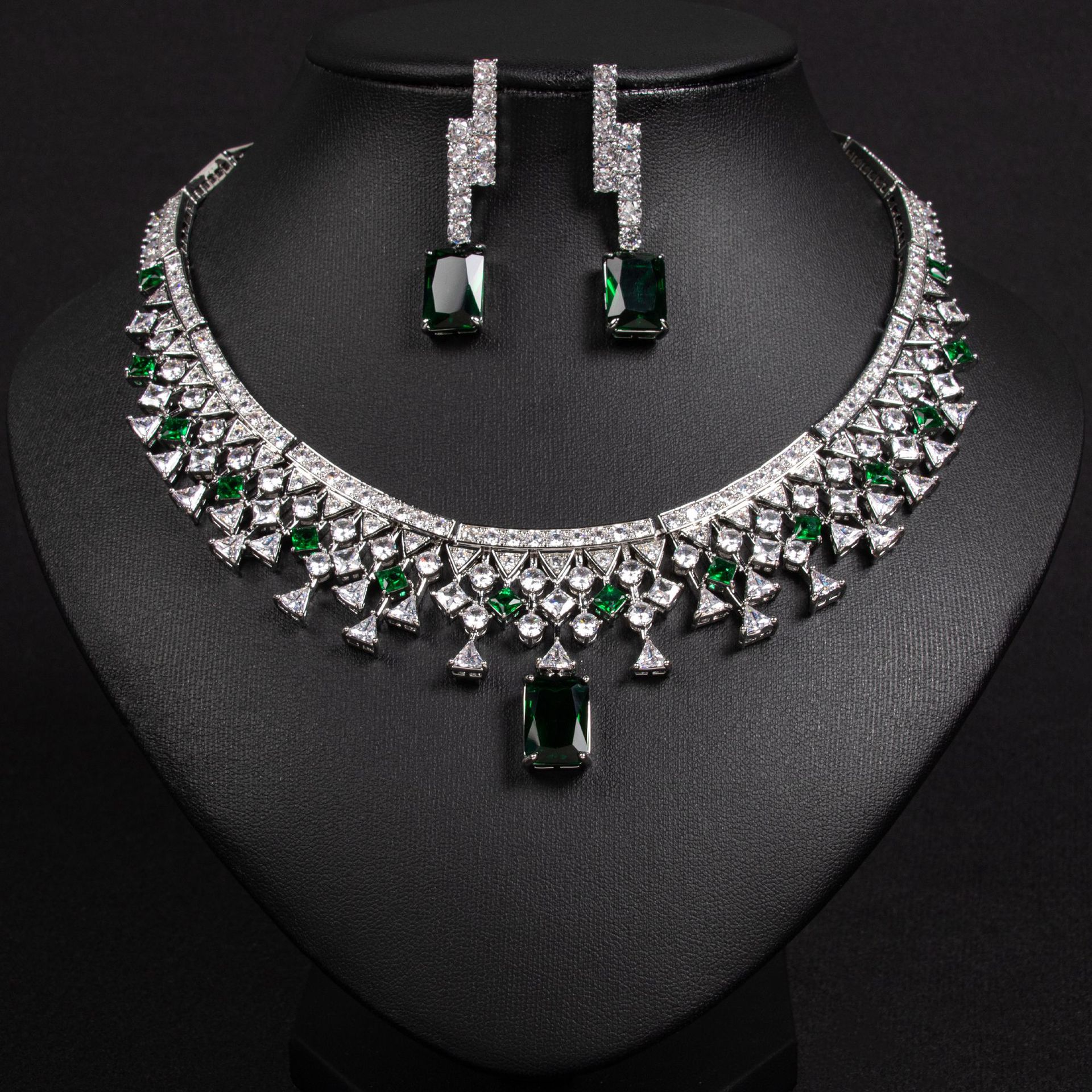 Zircon jewelry set