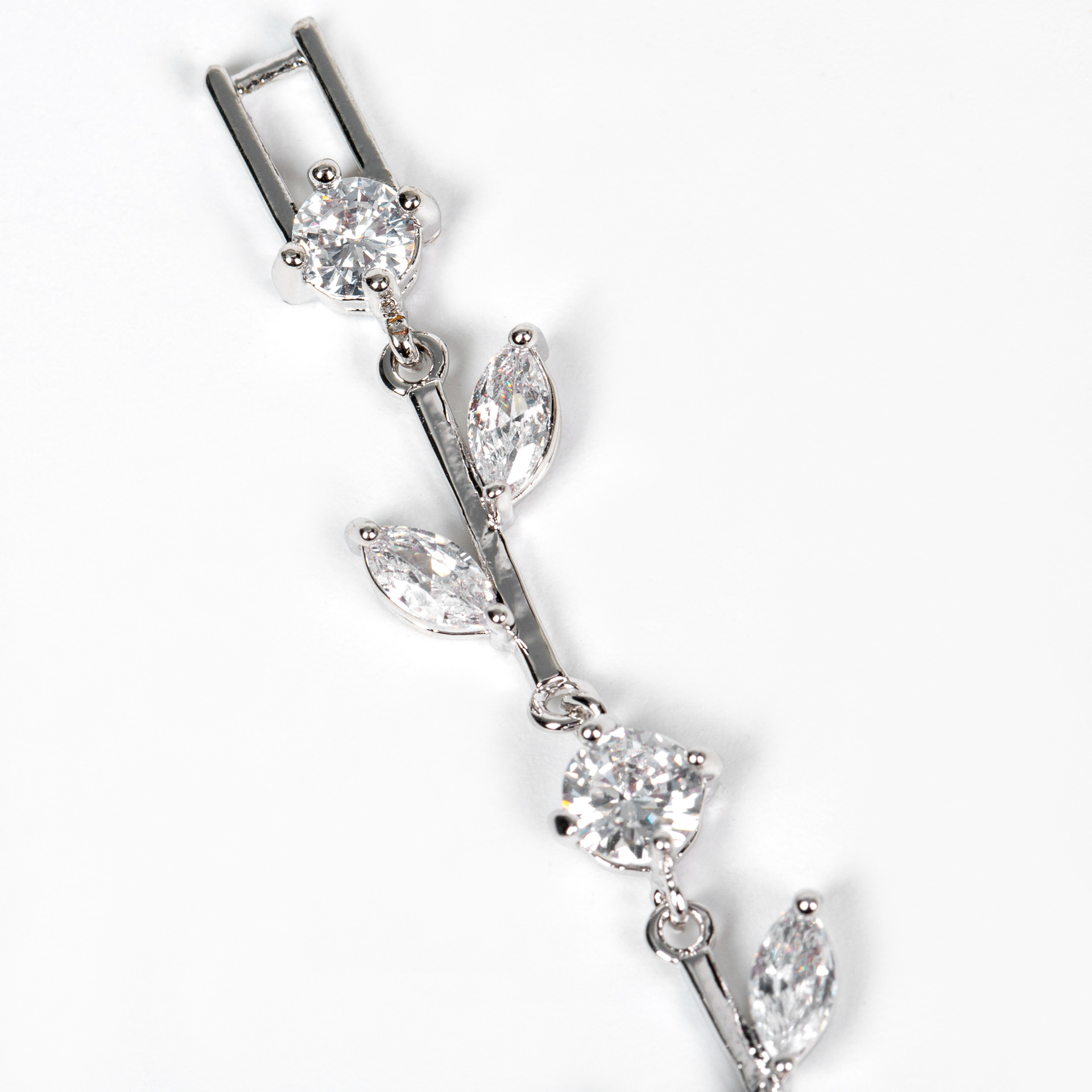 New flower leaf zircon bracelet