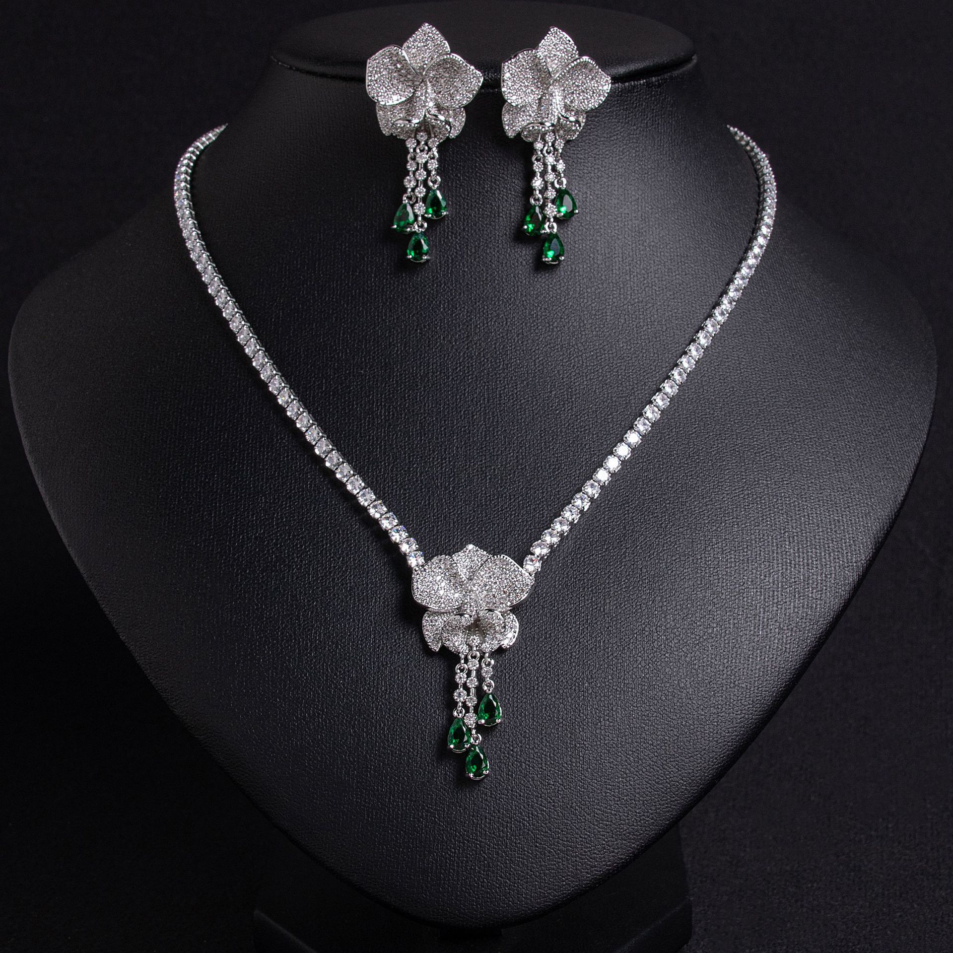 Zircon jewelry set