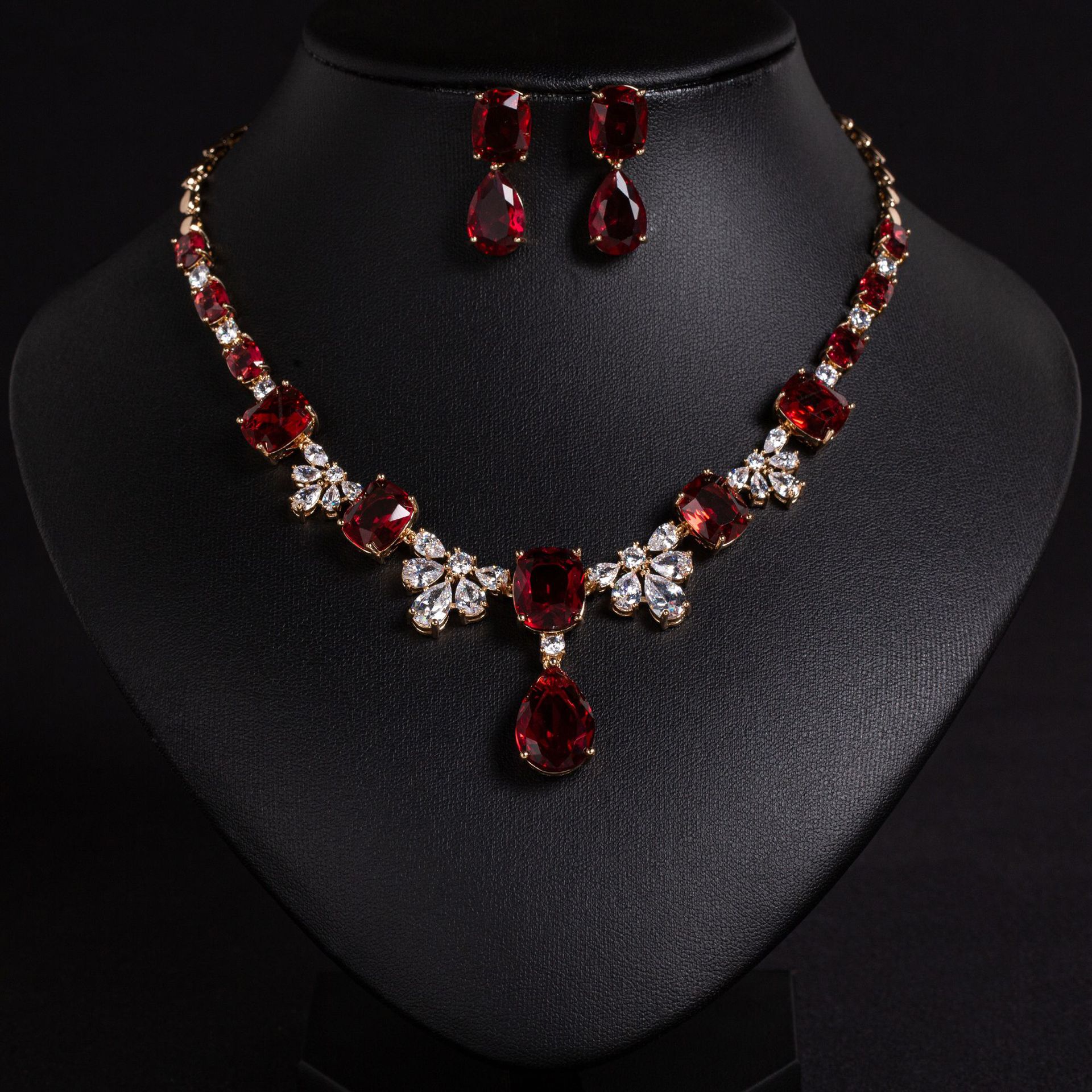 Zircon jewelry set