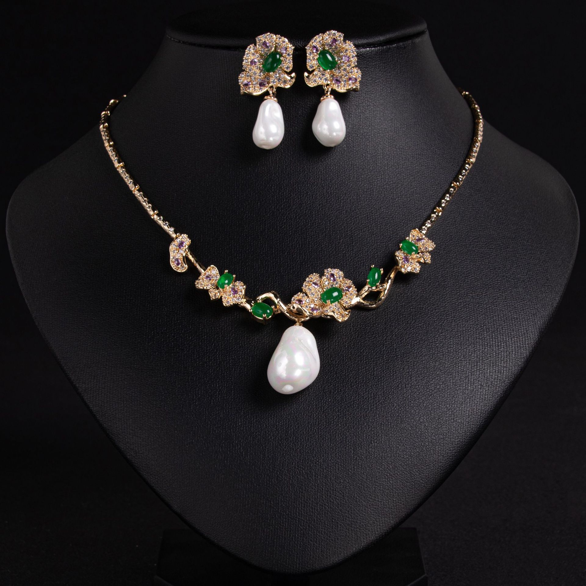 Zircon jewelry set