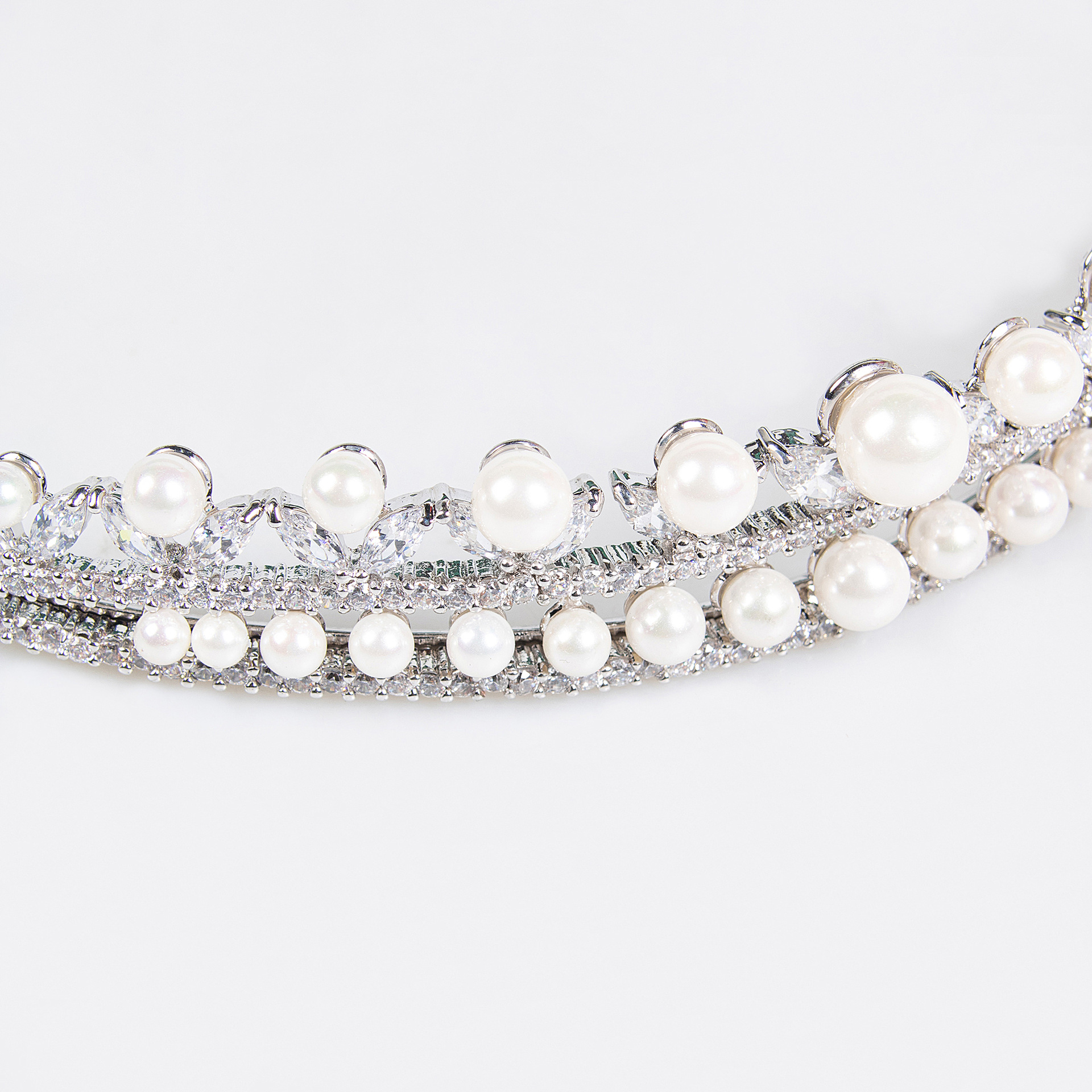 New high quality crown