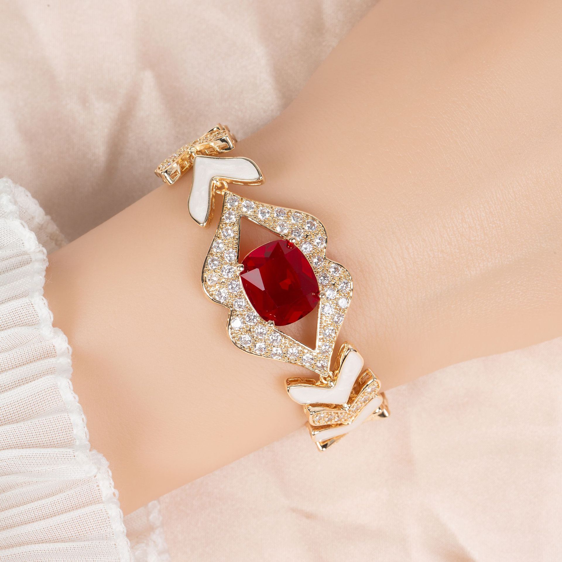 New design zircon bracelet
