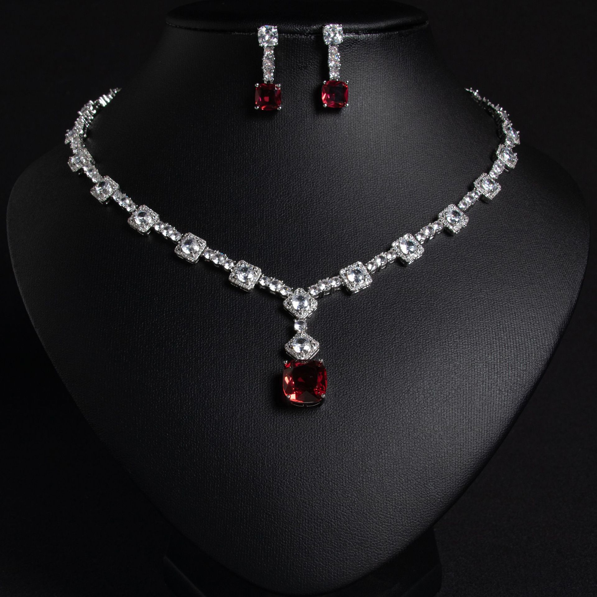 New and fashionable zircon jewelry sets