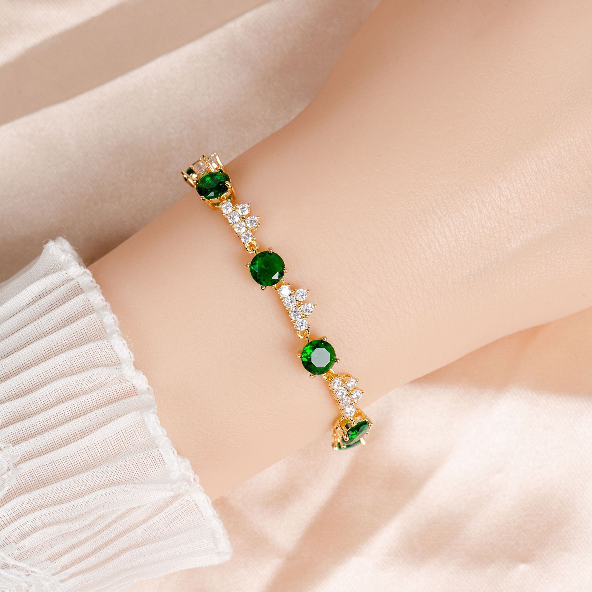 New Simple Shiny Zircon Bracelet