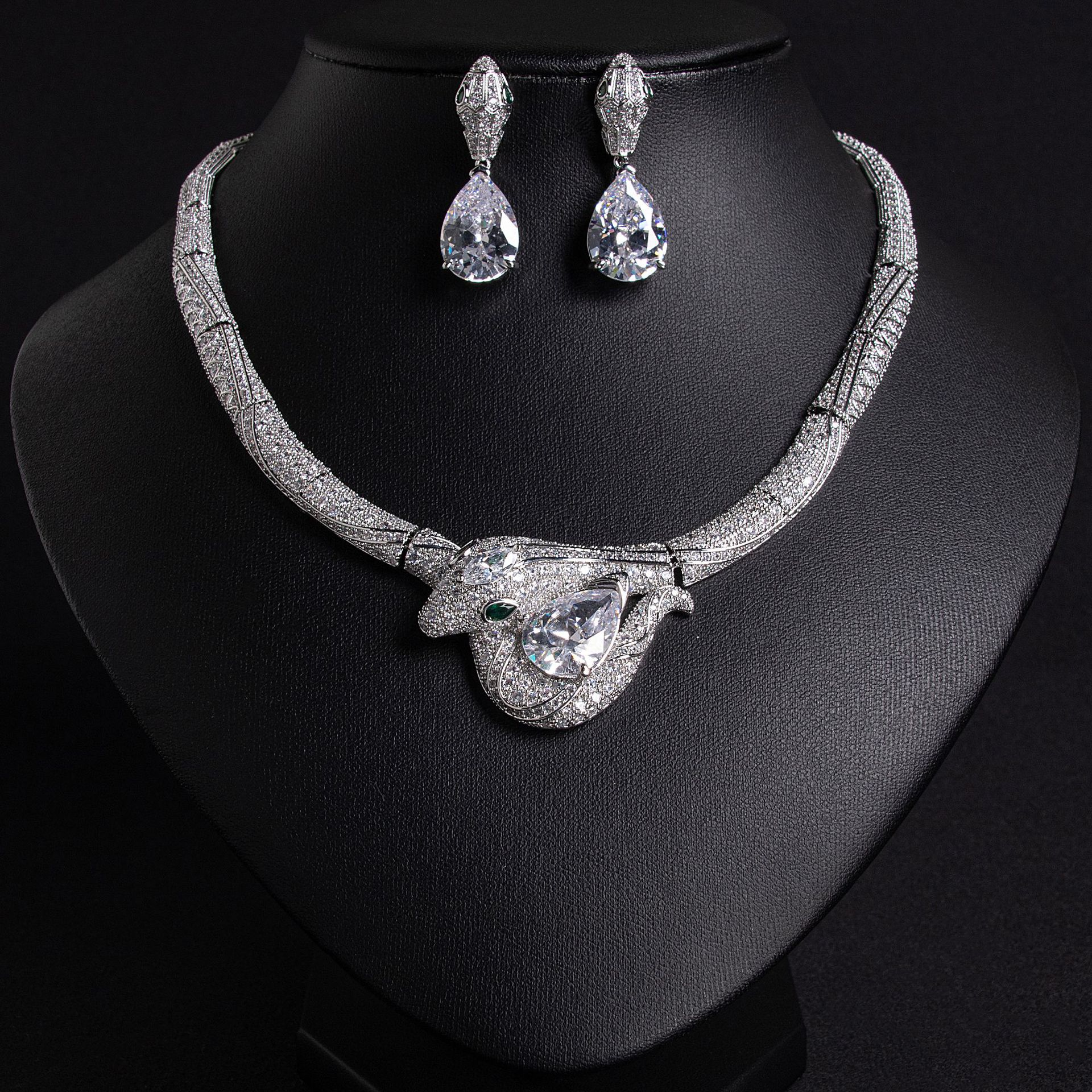 Zircon jewelry set