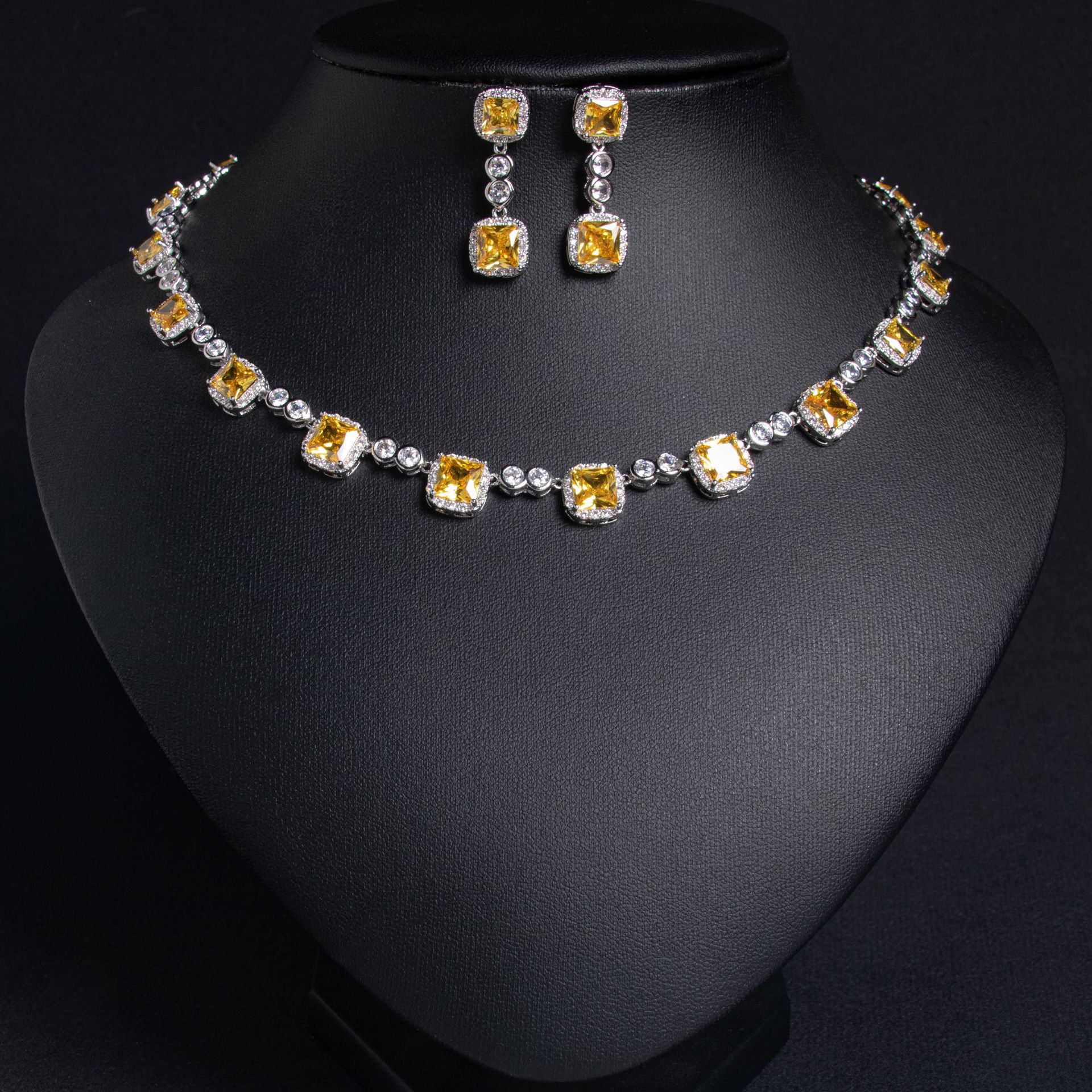 New zircon jewelry set suitable for date