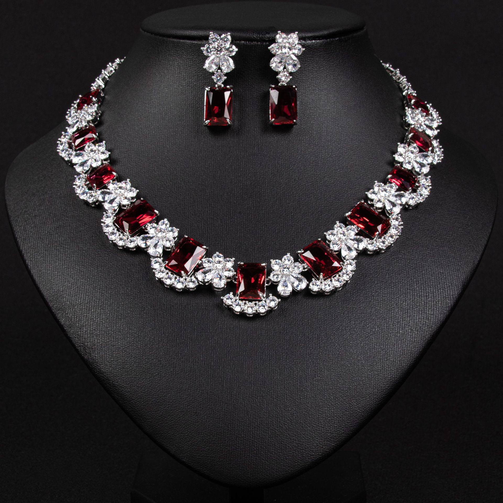Zircon jewelry set
