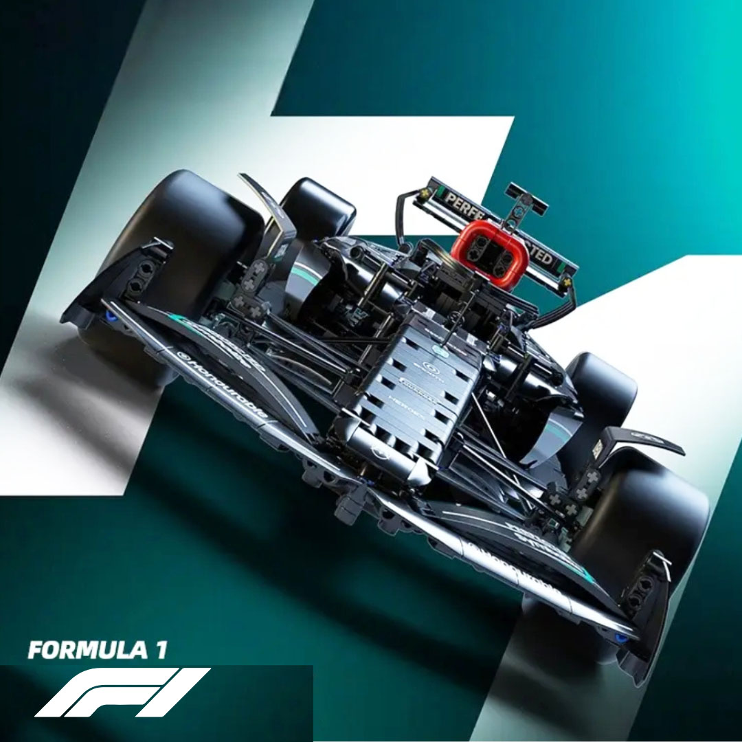 Mercedes Classic Sports Car Model Building Kit – 1:8 Scale