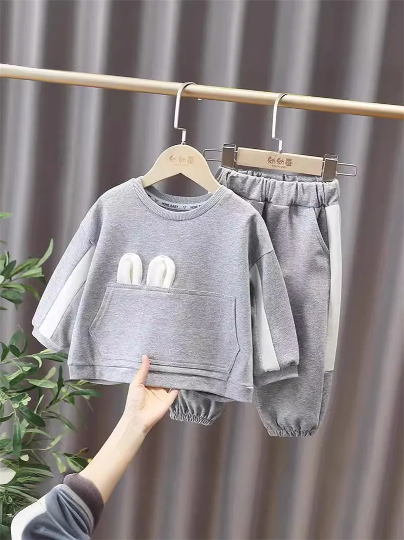 Fashionable bow outfits for girls