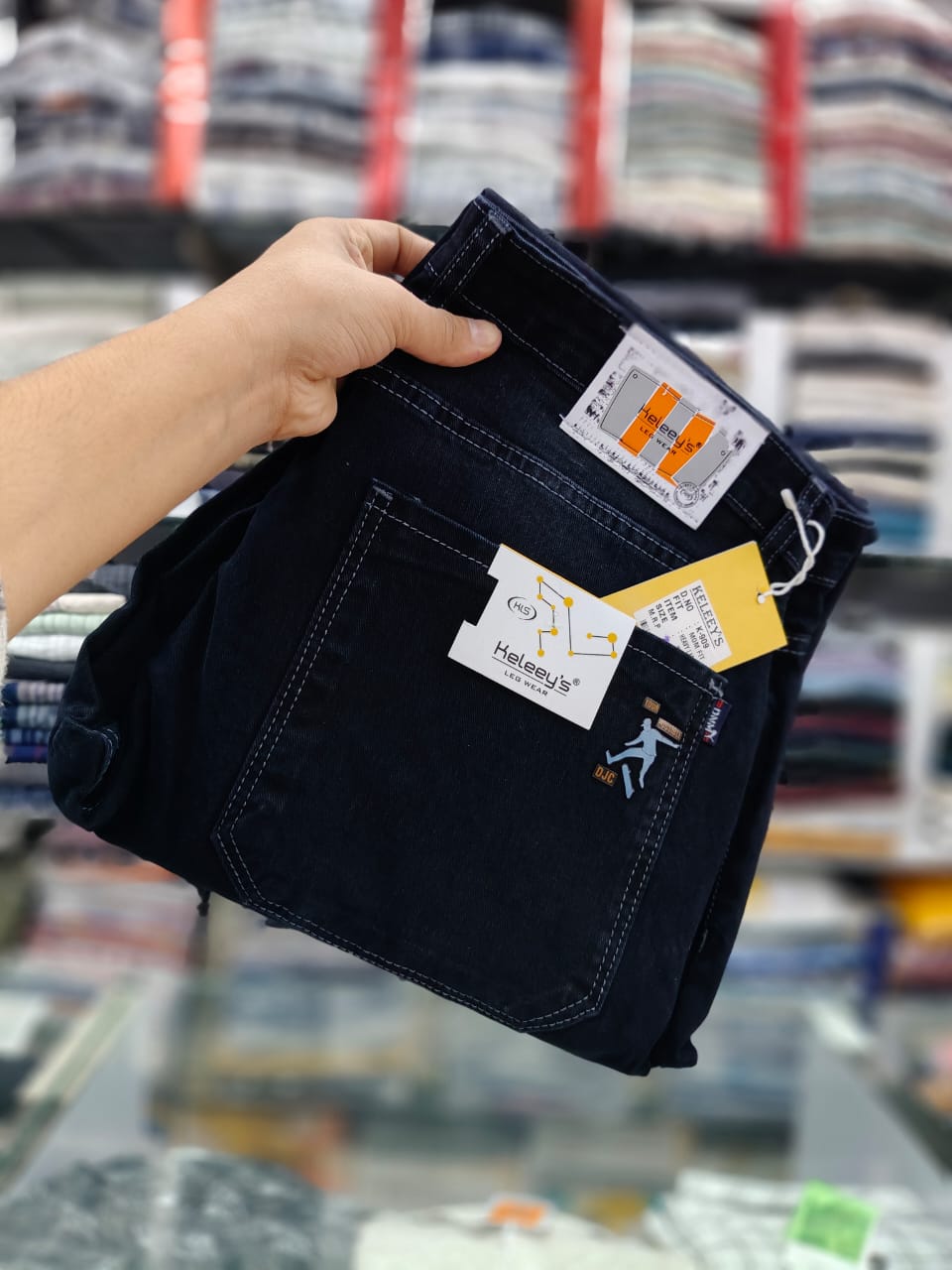 Men's Dark Blue Jeans