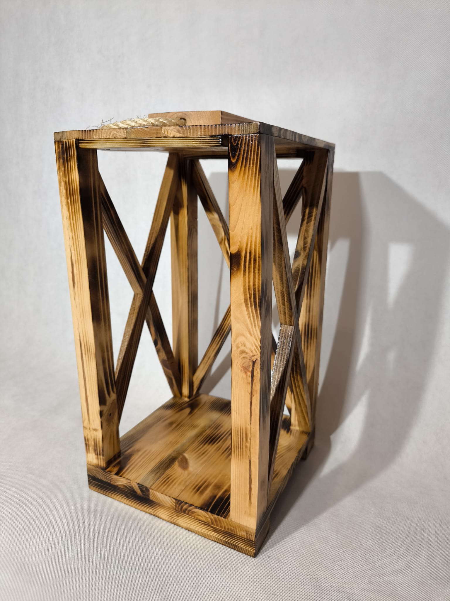 Drewniany lampion Łuna