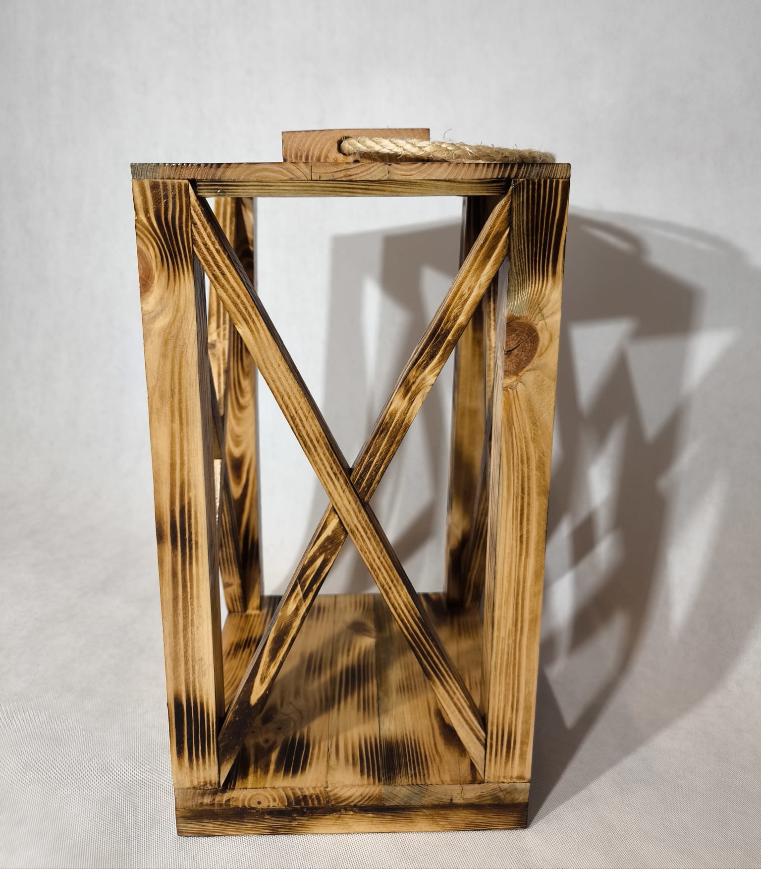 Drewniany lampion Łuna