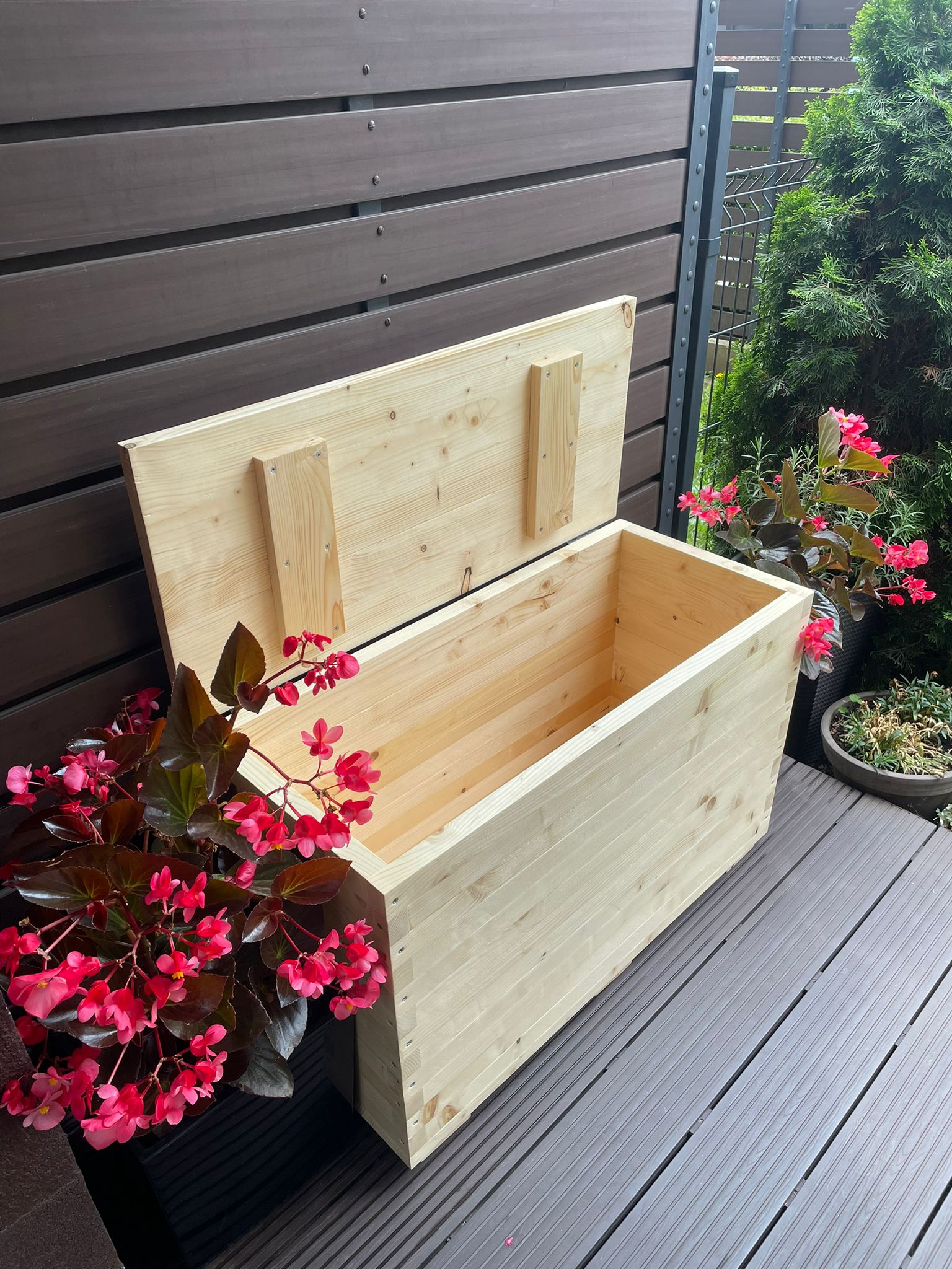 Skrzynia ogrodowa Świerkny Schowek