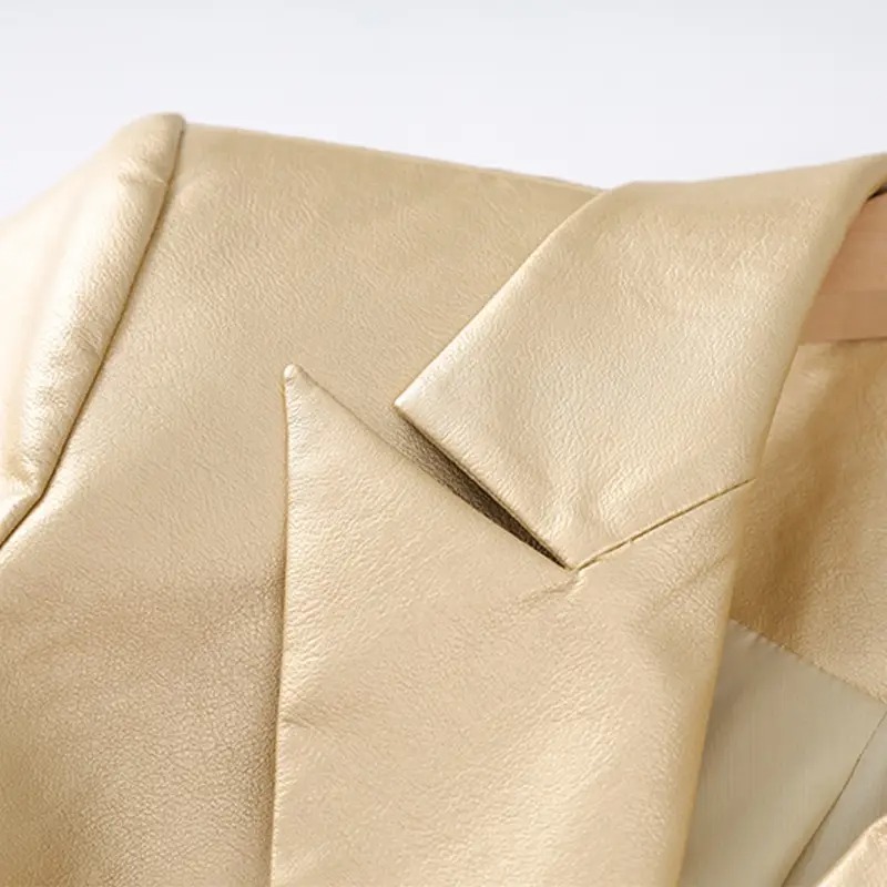 Elegant Two-Tone Blazer