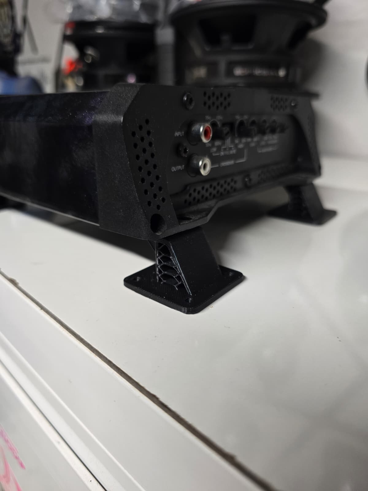 Piedini Distanziatori per Amplificatori