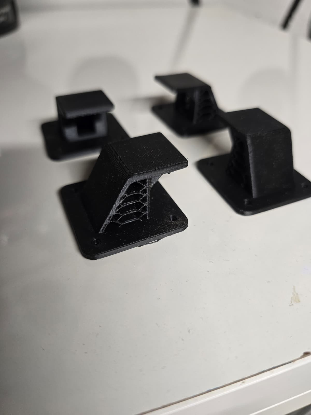 Piedini Distanziatori per Amplificatori