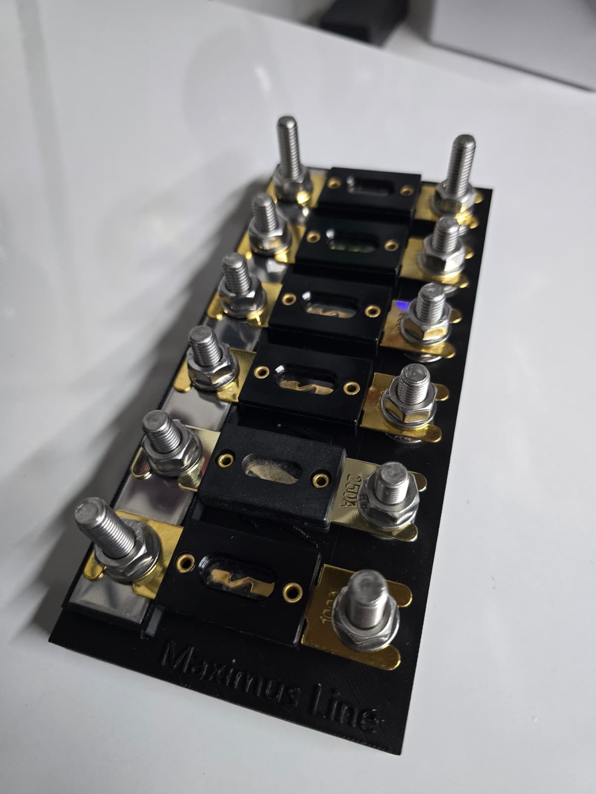 Sdoppiatore di alimentazione a 6 posizioni