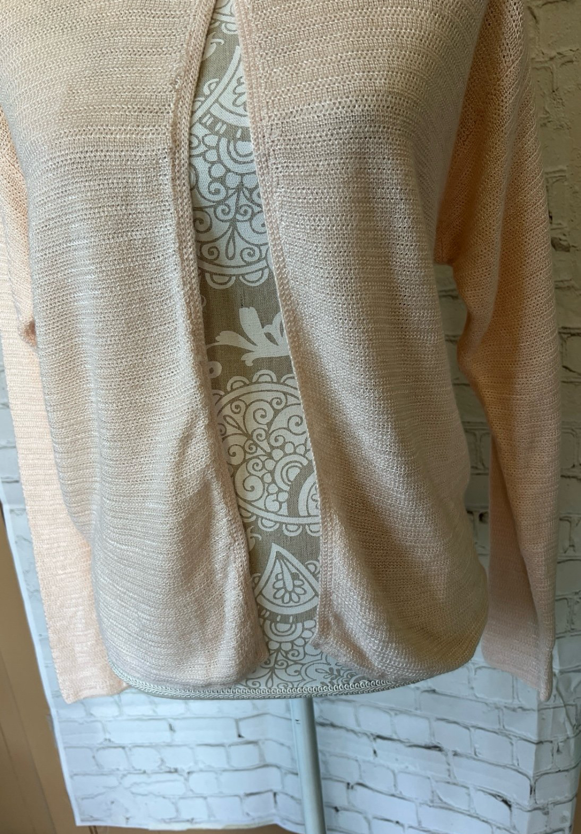 VINTAGE Taylor B. Moss Light Peach Cardigan Sweater