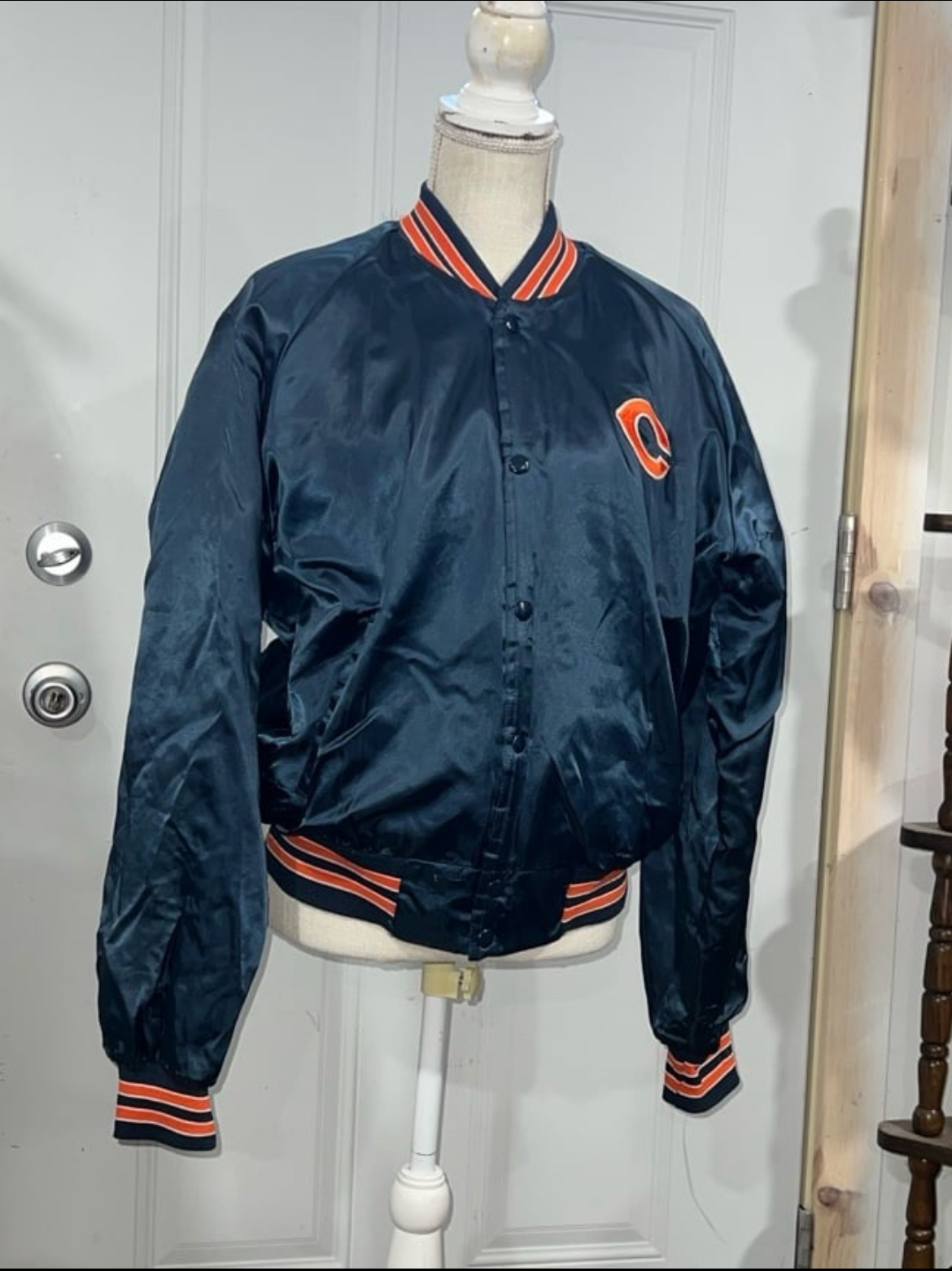 VINTAGE 80's Chicago Bears Satin Bomber Jacket