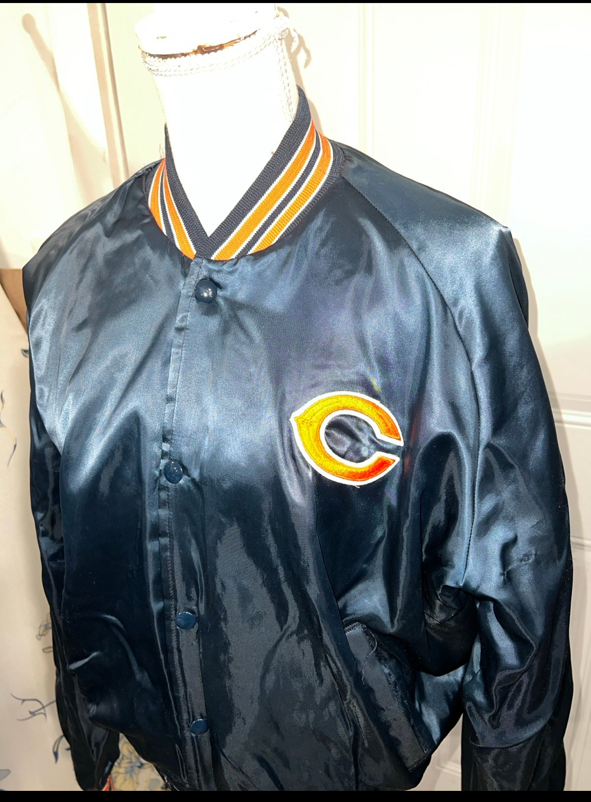 VINTAGE 80's Chicago Bears Satin Bomber Jacket