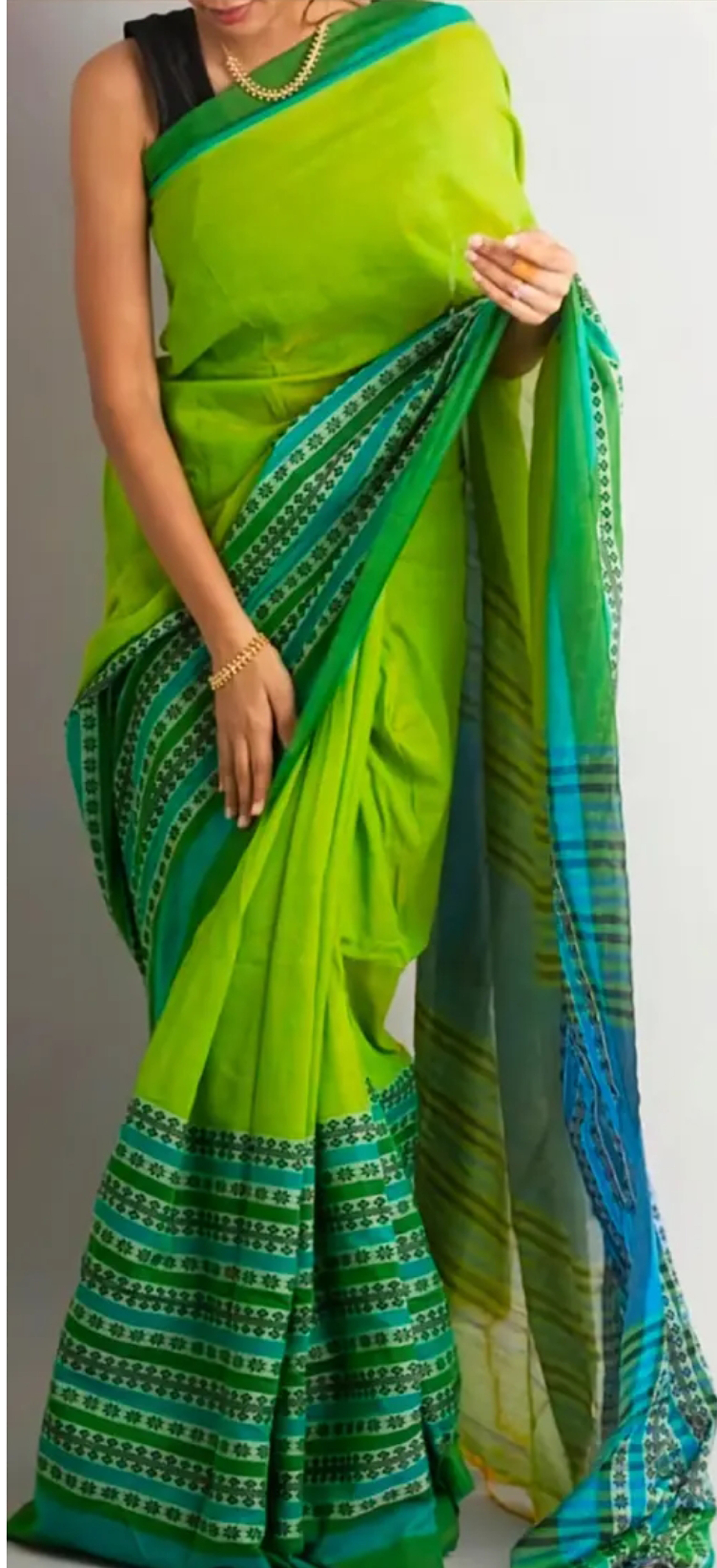 Begampuri Khadi Cotton Saree
