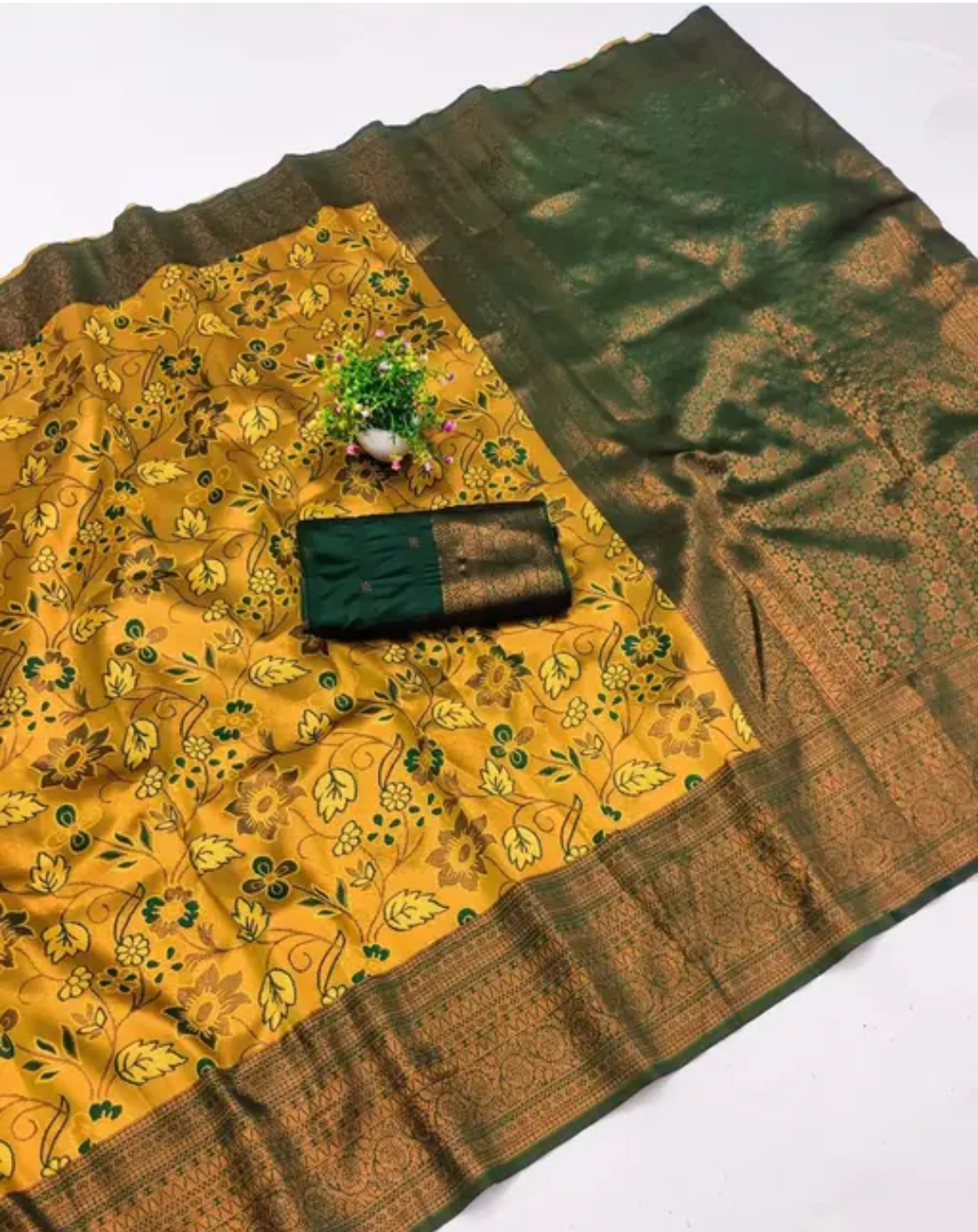 Yellow Green Kanjivaram Bridal Silk Saree With Zari Rich Pallu Unstitched Blouse 