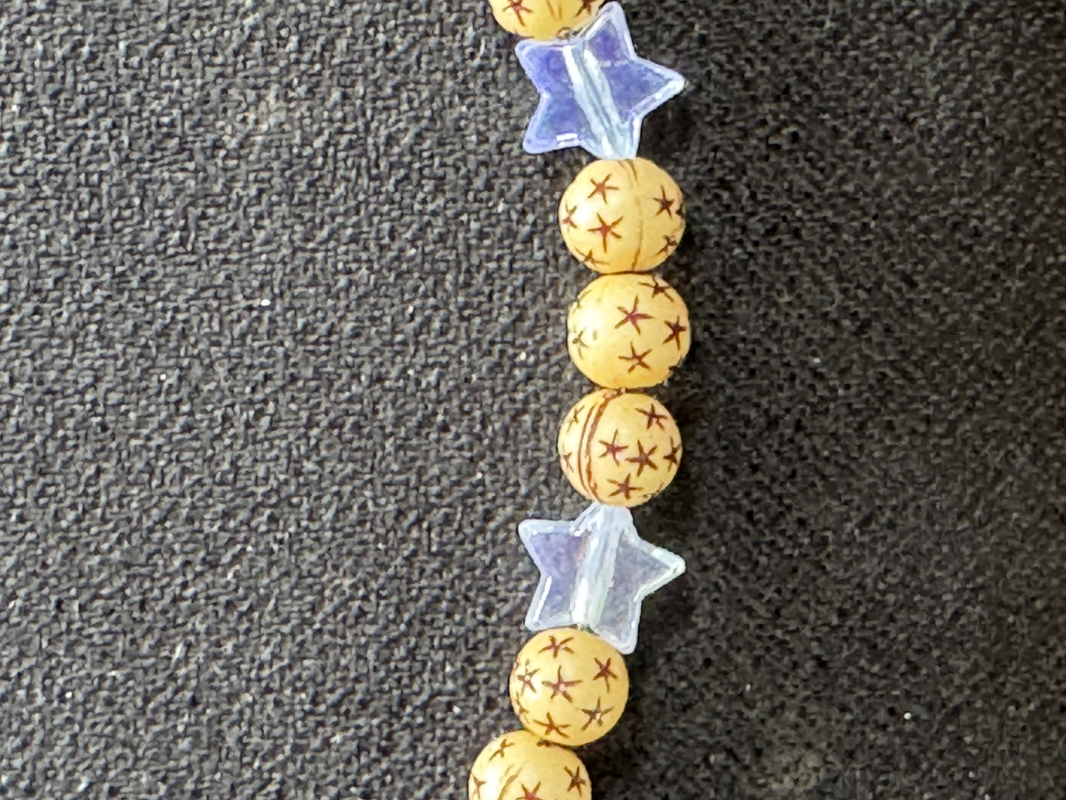 Yellow and White Lightweight Bead Necklace