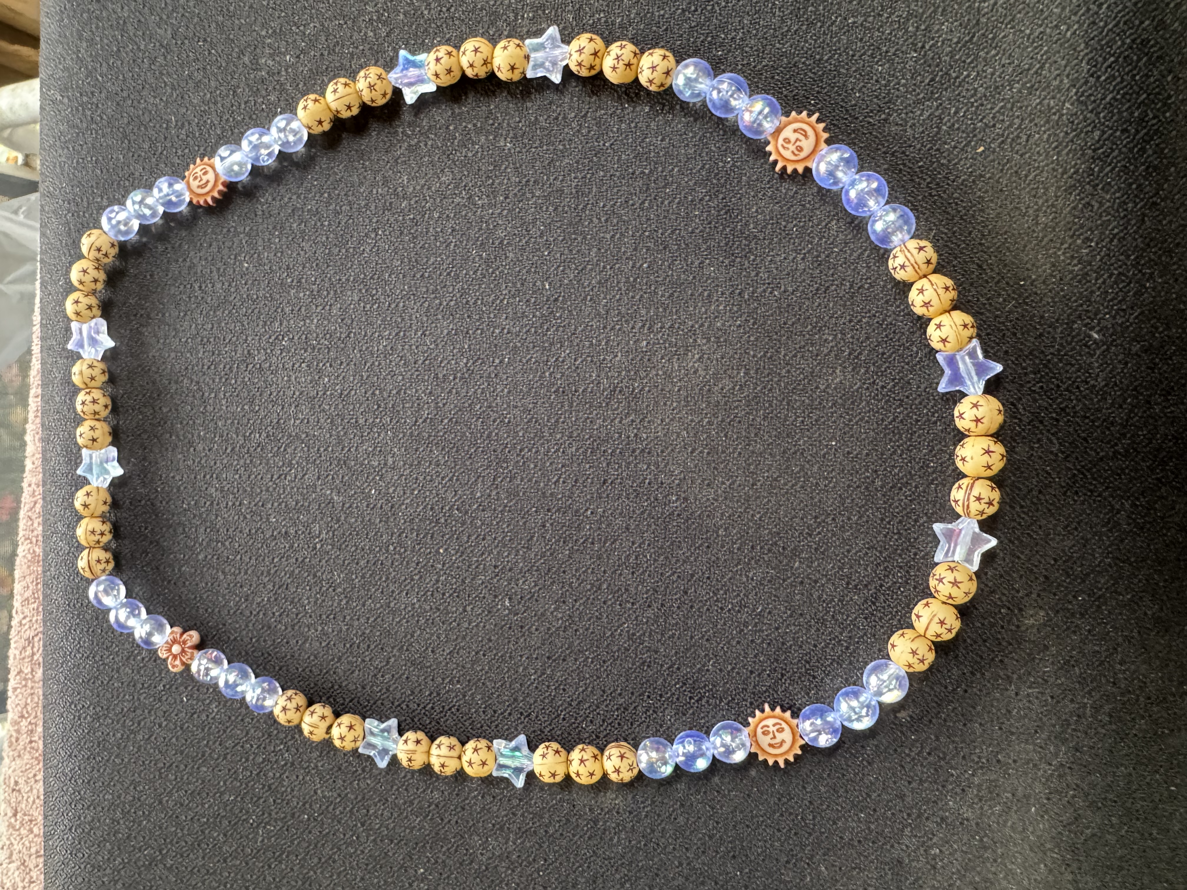 Yellow and White Lightweight Bead Necklace